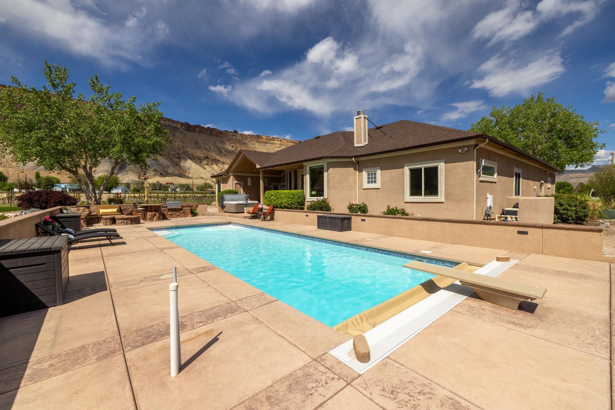 759 36 3/10 Road Property Photo 32