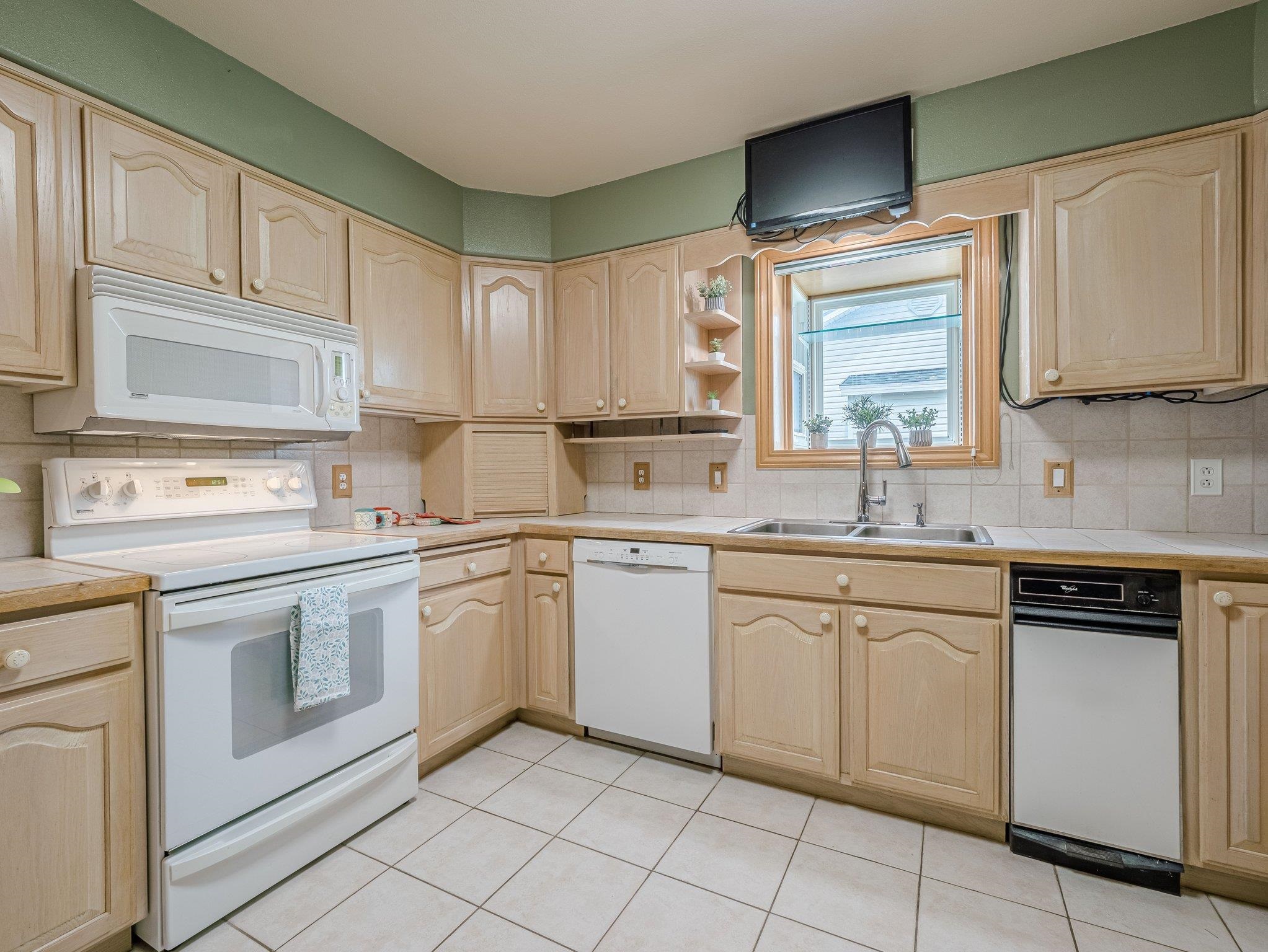 526 N Oak Street Property Photo 12