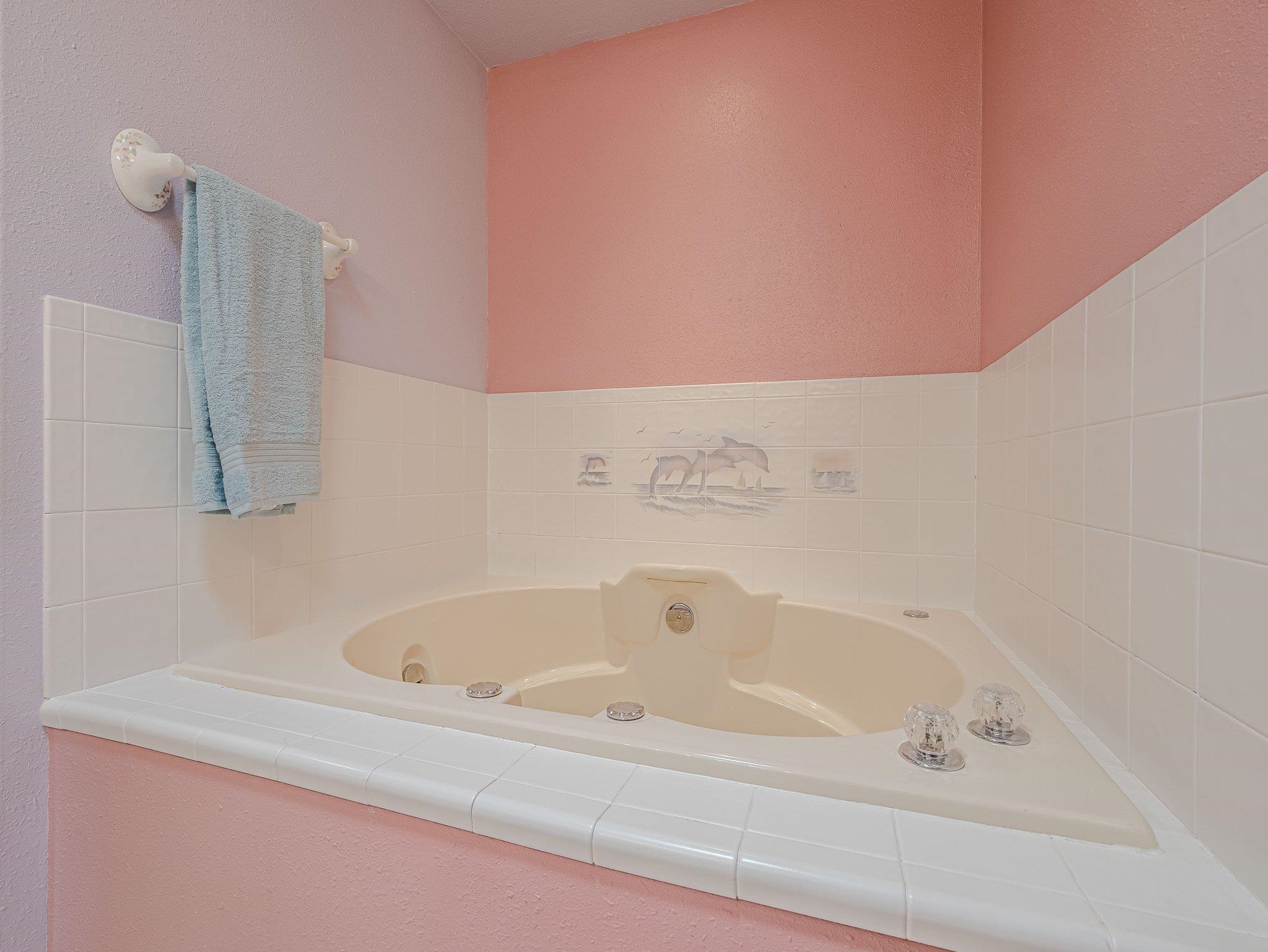 526 N Oak Street Property Photo 30