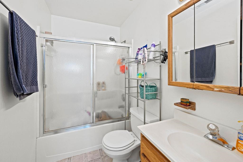 2893 Seely Road Property Photo 6
