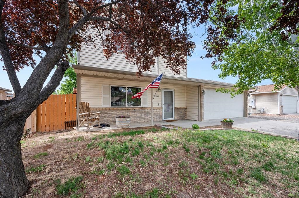 3289 Point Avenue Property Photo 3