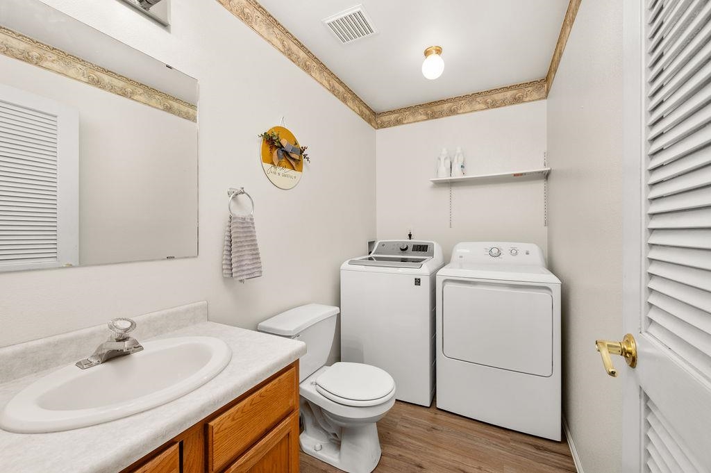 3289 Point Avenue Property Photo 20