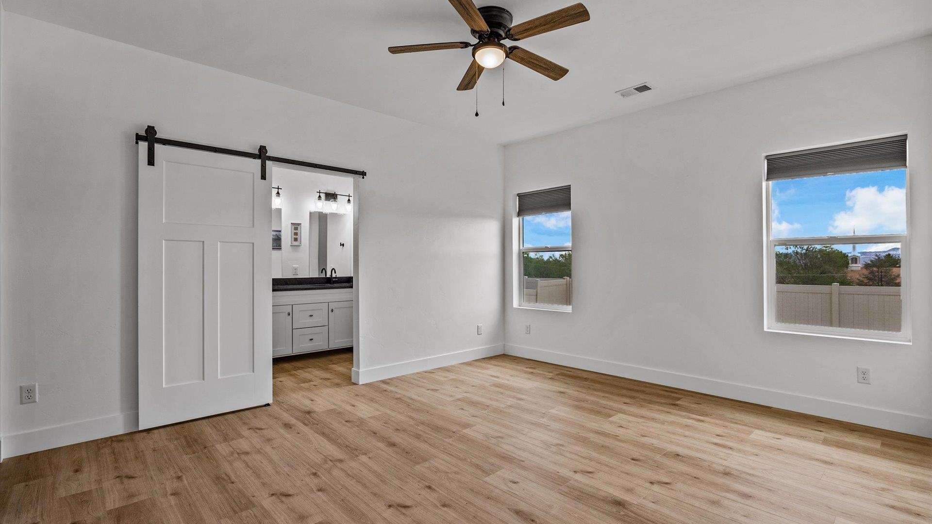 2946 Circling Hawk Street Property Photo 10