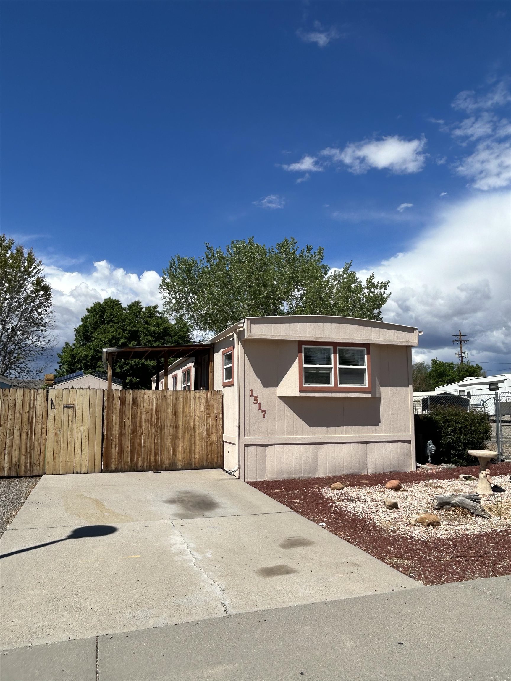1517 Aquarius Avenue Property Photo 2