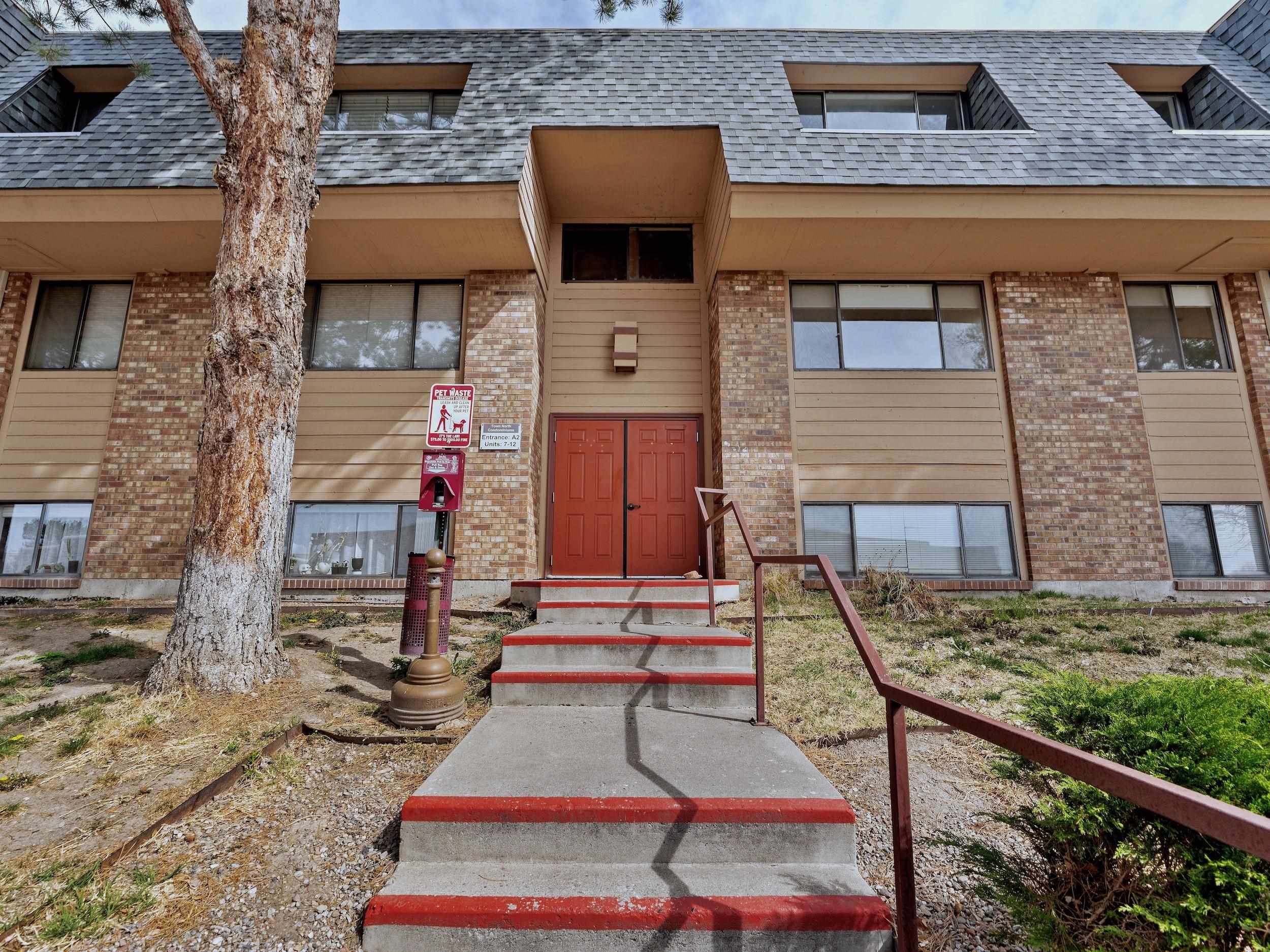 1140 Walnut Avenue Property Photo