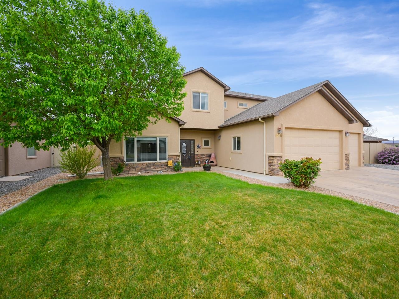 1076 Wingate Drive Property Photo 1