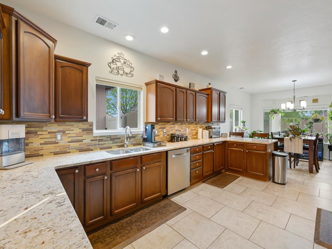 1076 Wingate Drive Property Photo 12