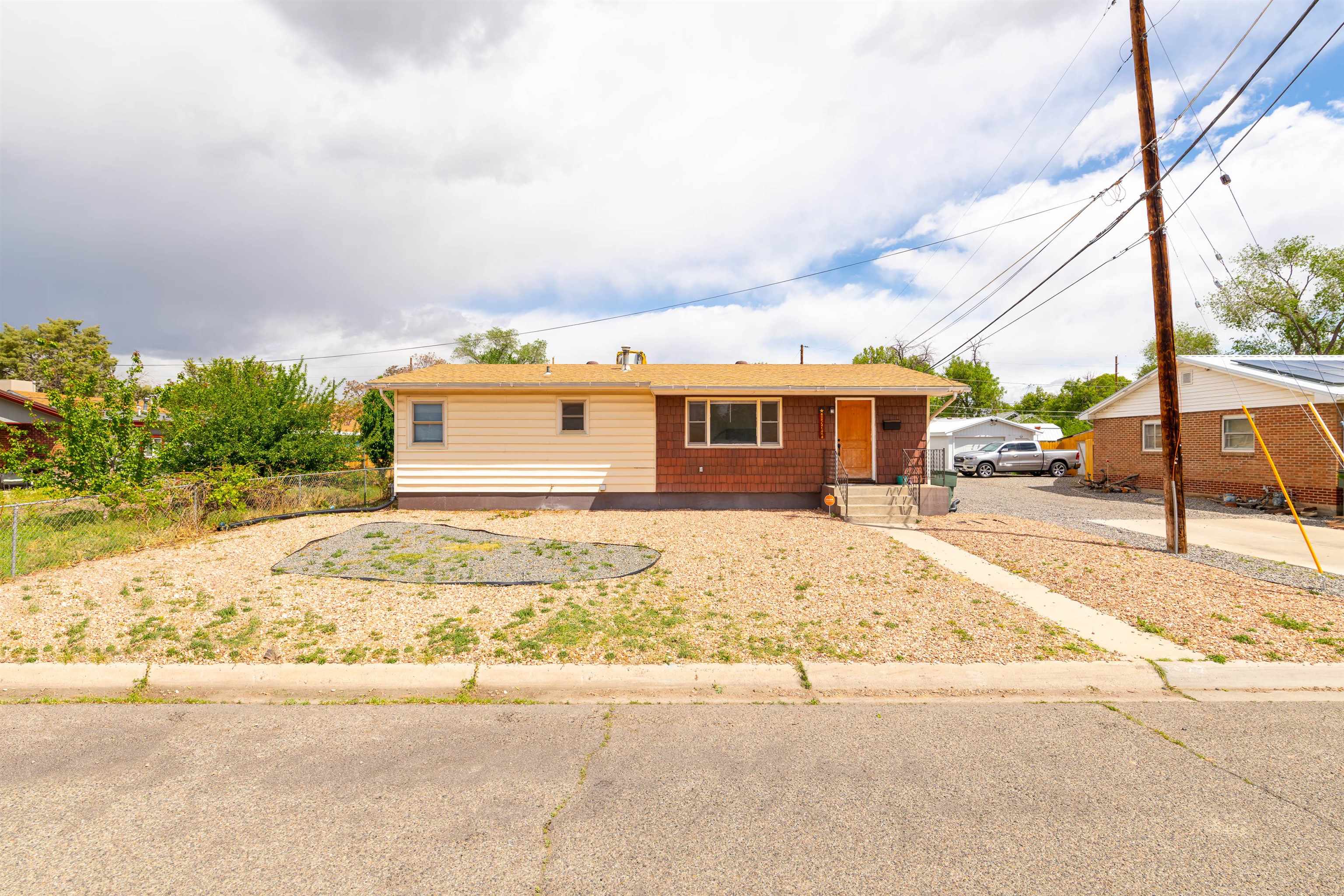 1522 Hall Avenue Property Photo