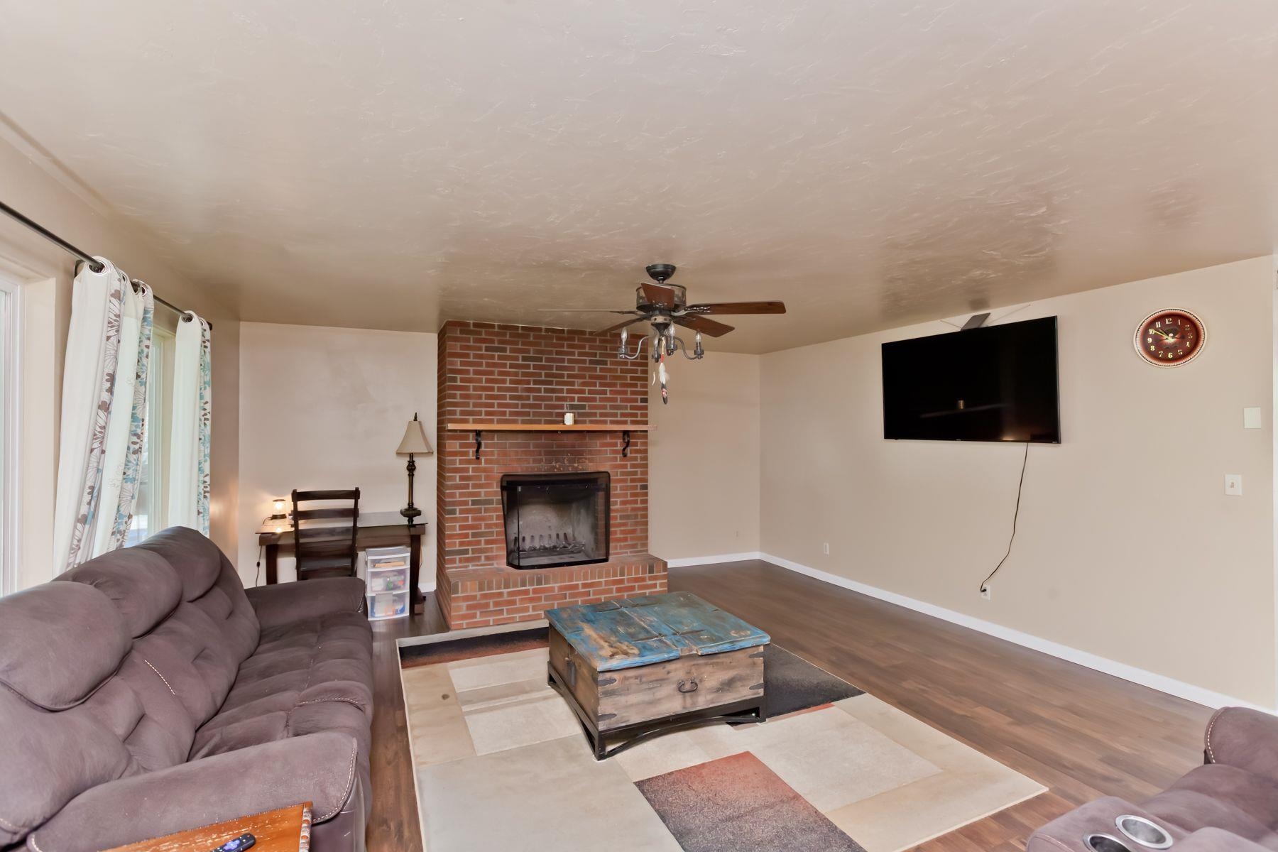498 Sheldon Road Property Photo 6