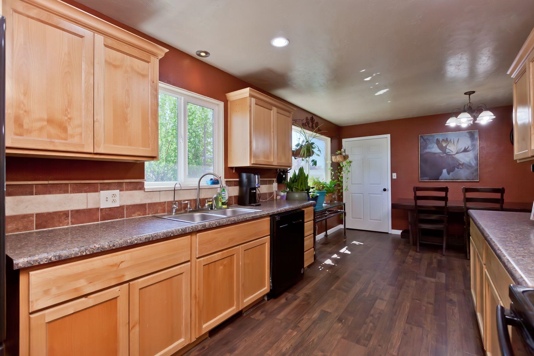498 Sheldon Road Property Photo 14