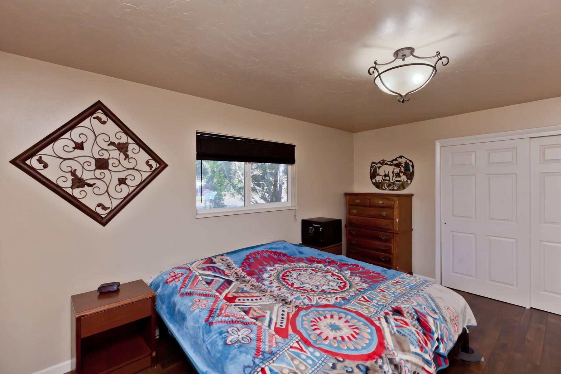 498 Sheldon Road Property Photo 23