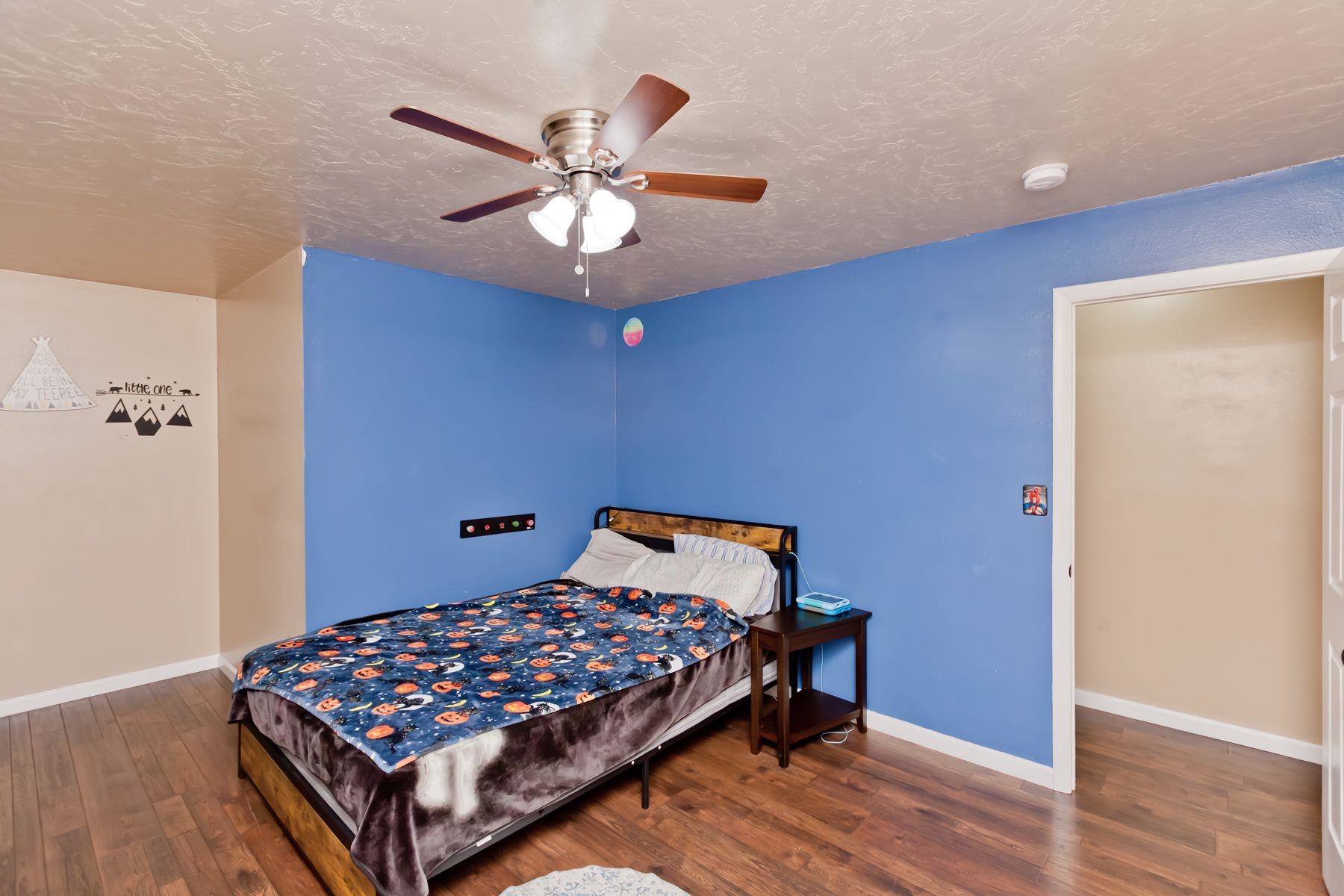 498 Sheldon Road Property Photo 28