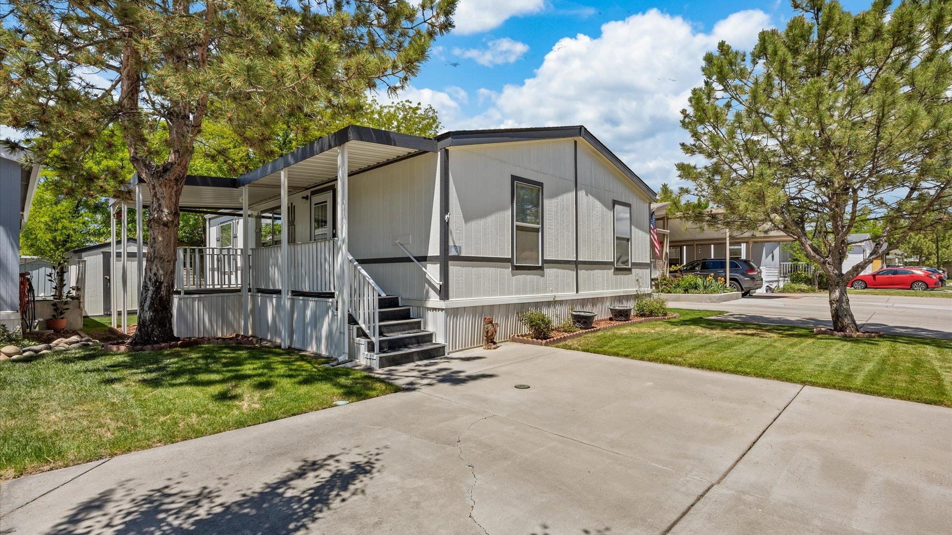 435 32 Road Property Photo