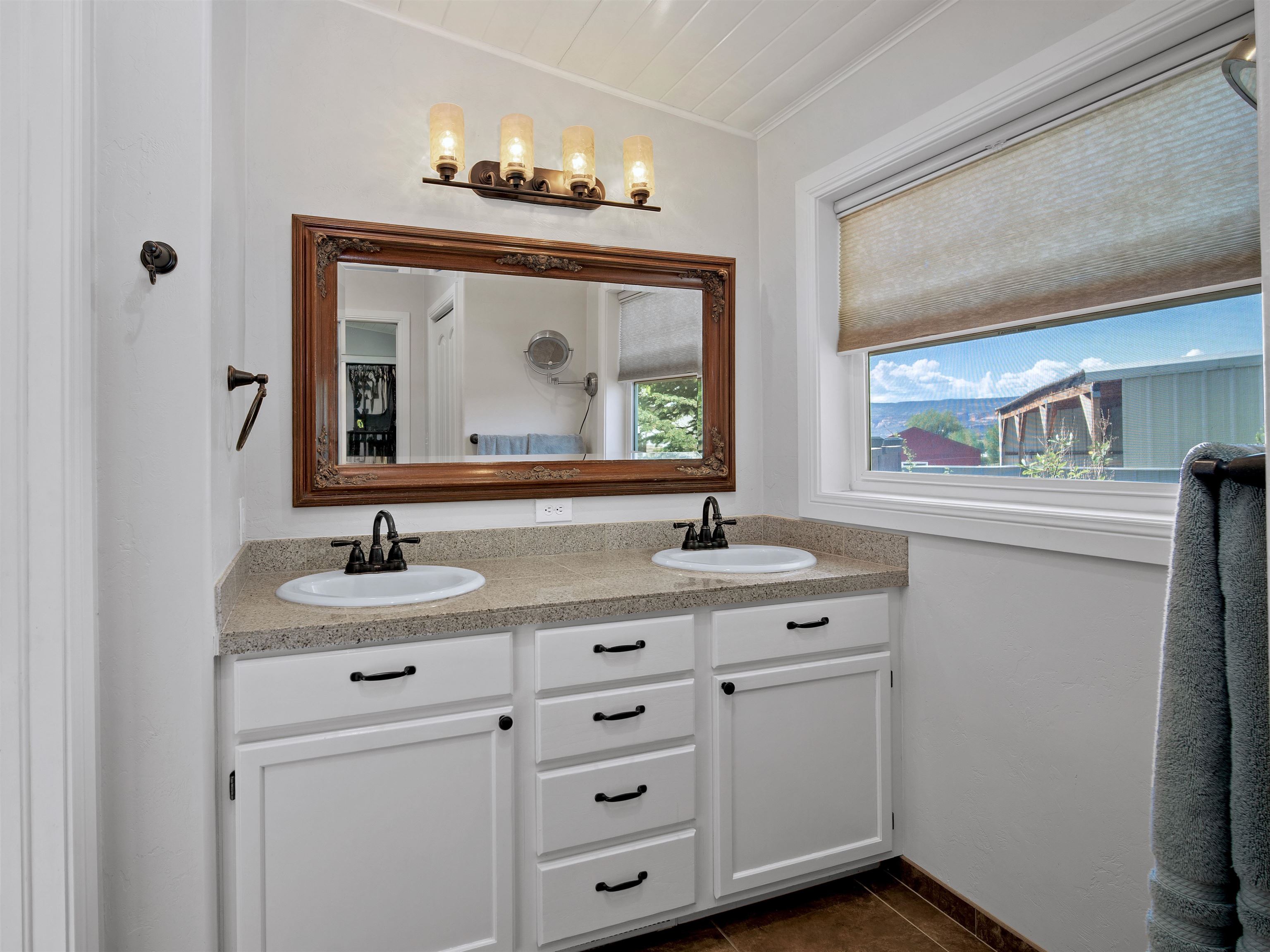 1338 13 Road Property Photo 22