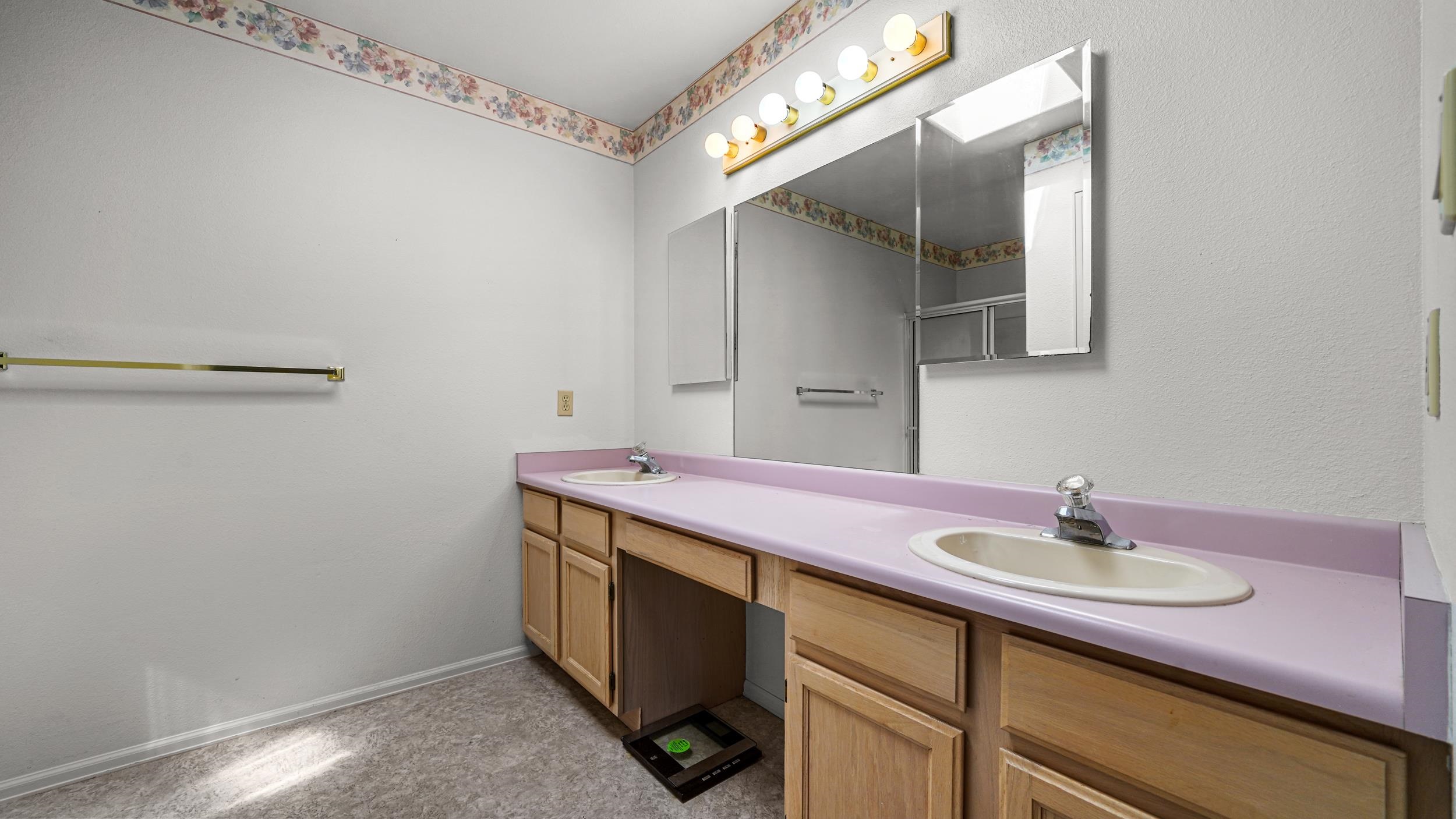 3 Rheims Court Property Photo 8