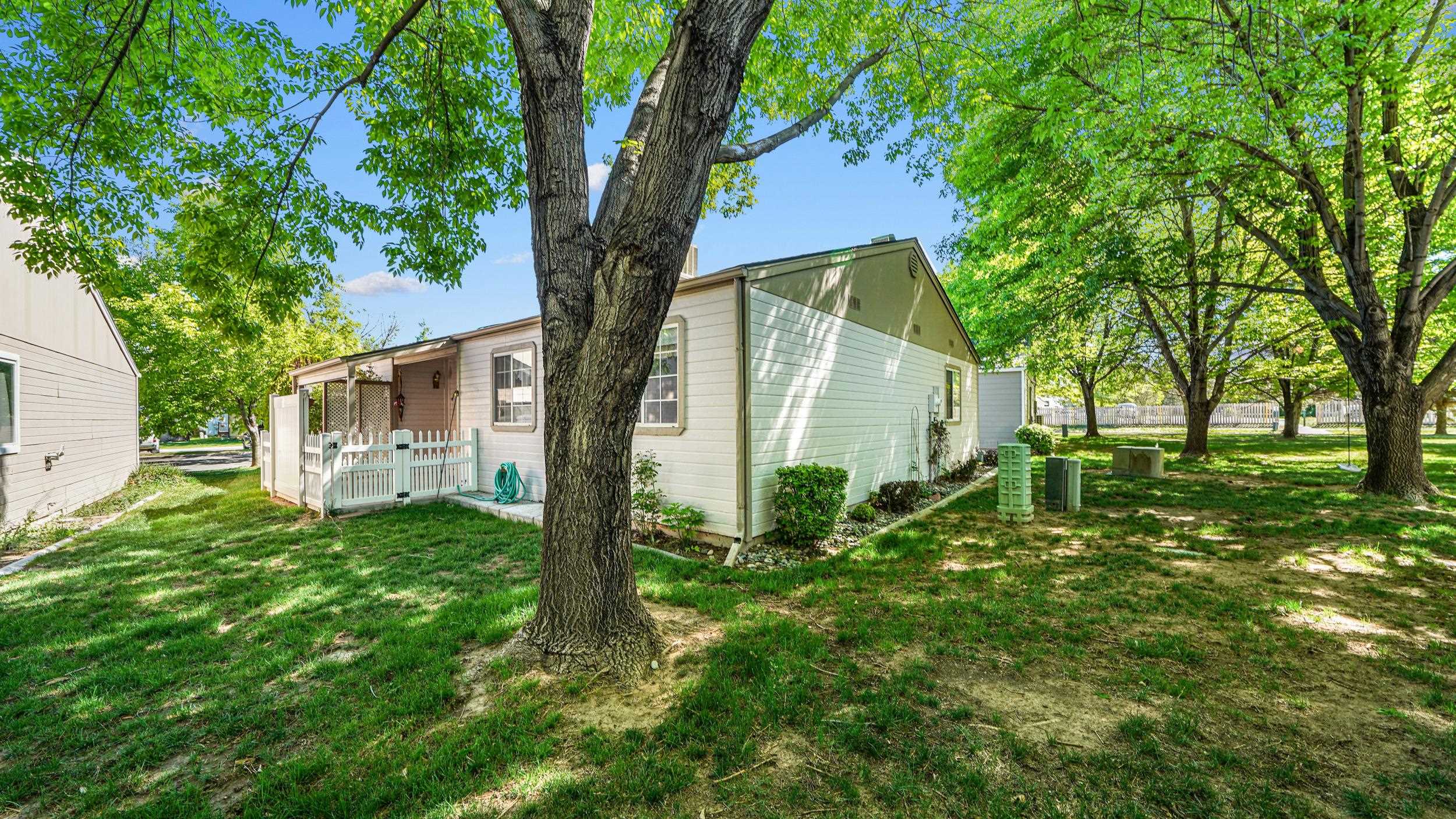 3 Rheims Court Property Photo 17