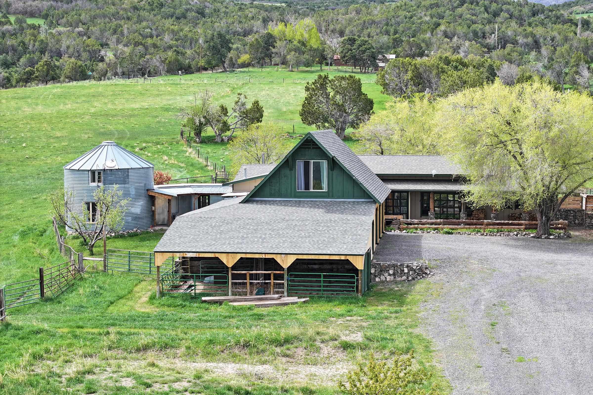 10491 54 7/10 Road Property Photo 4