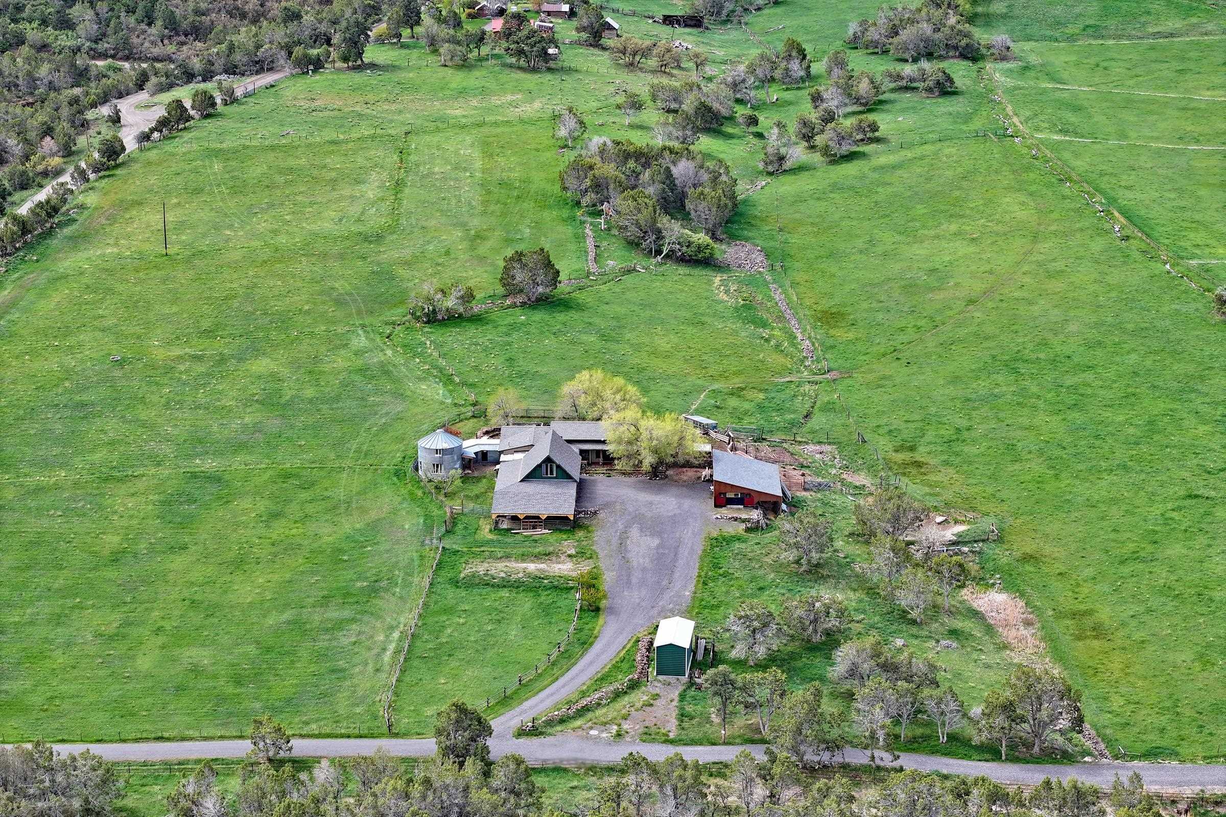 10491 54 7/10 Road Property Photo 6