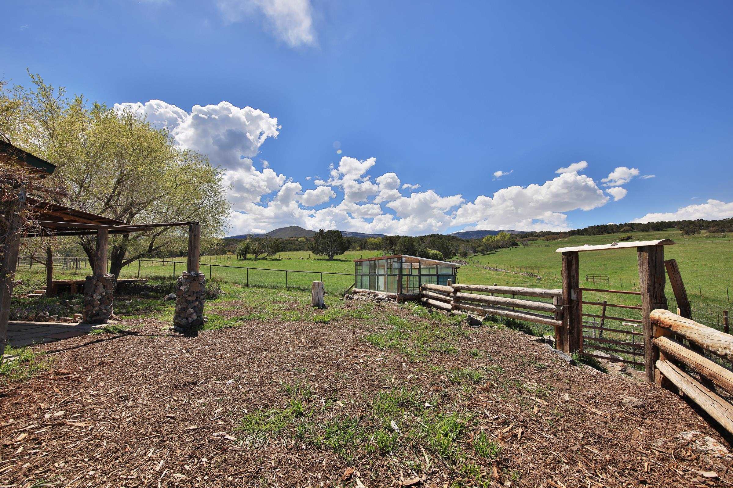 10491 54 7/10 Road Property Photo 33