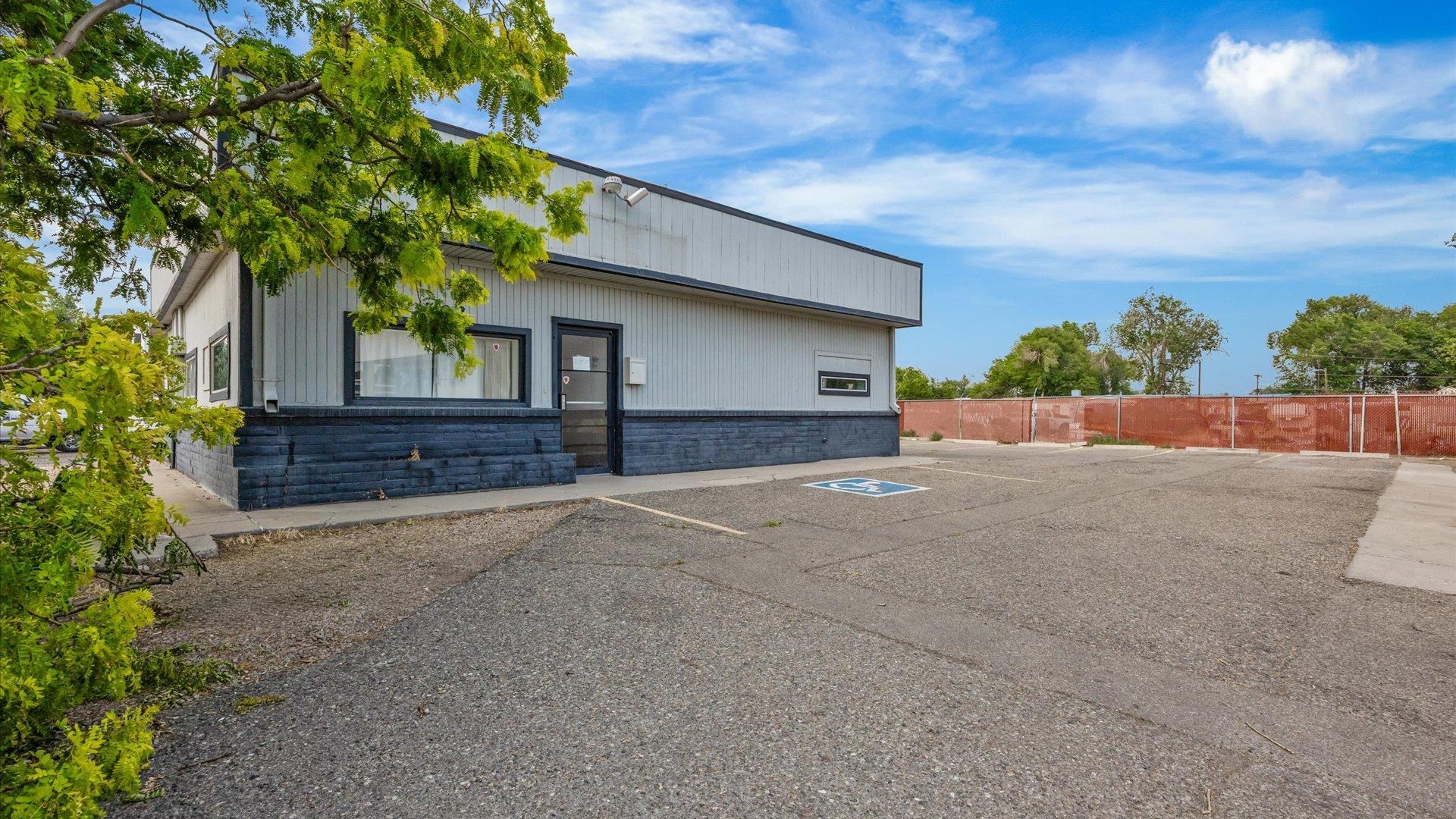 502 28 1/2 Road Property Photo 2