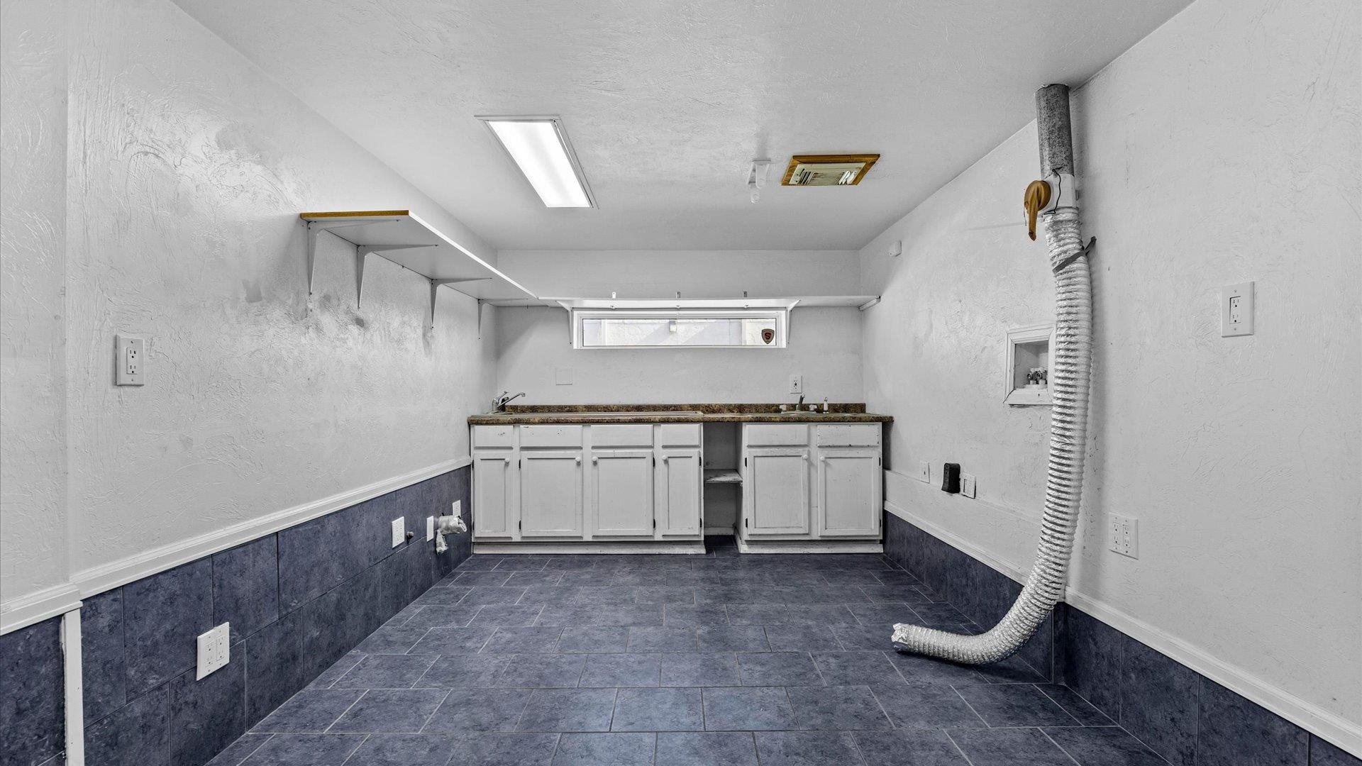 502 28 1/2 Road Property Photo 24