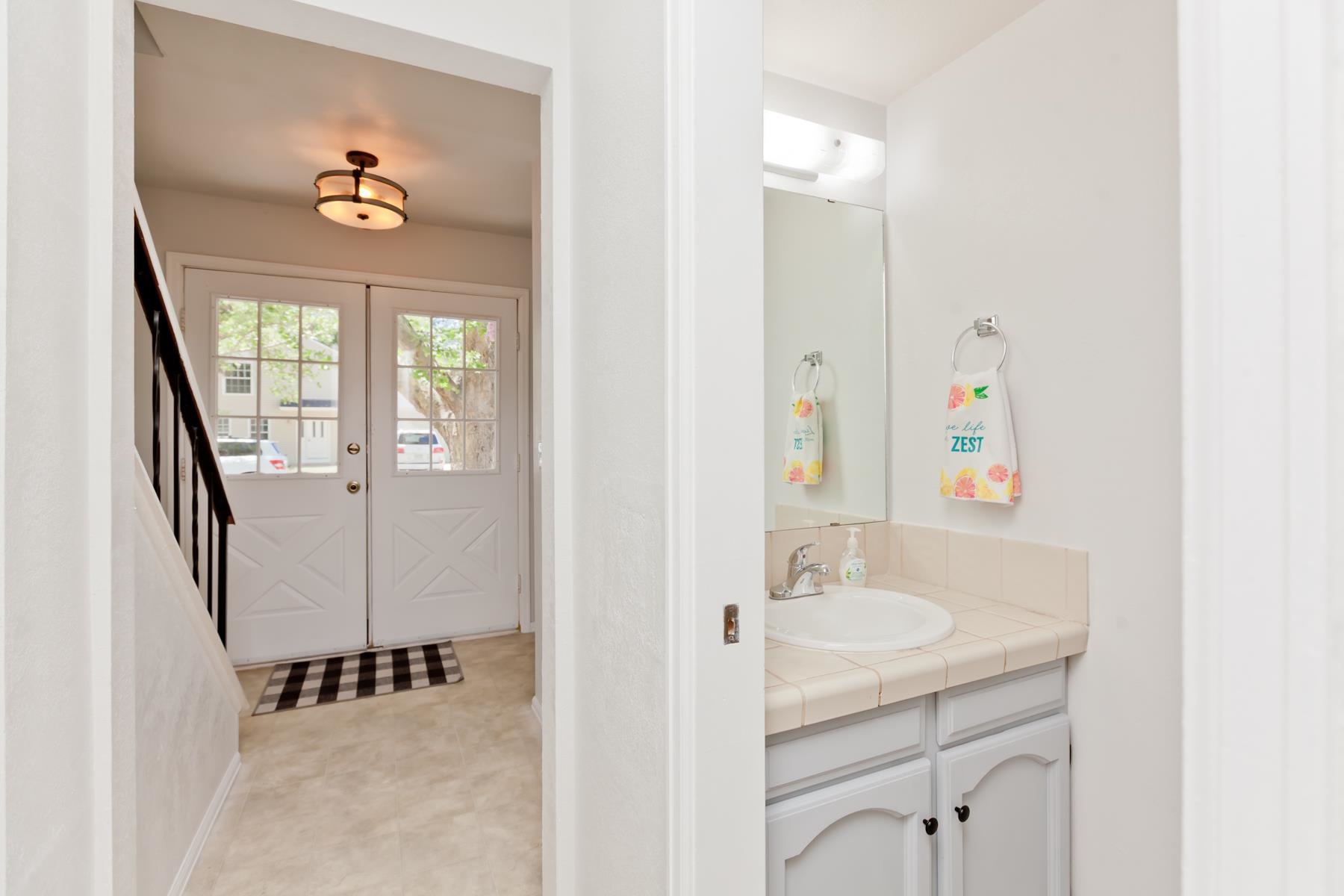 14 Chardonnay Court Property Photo 8
