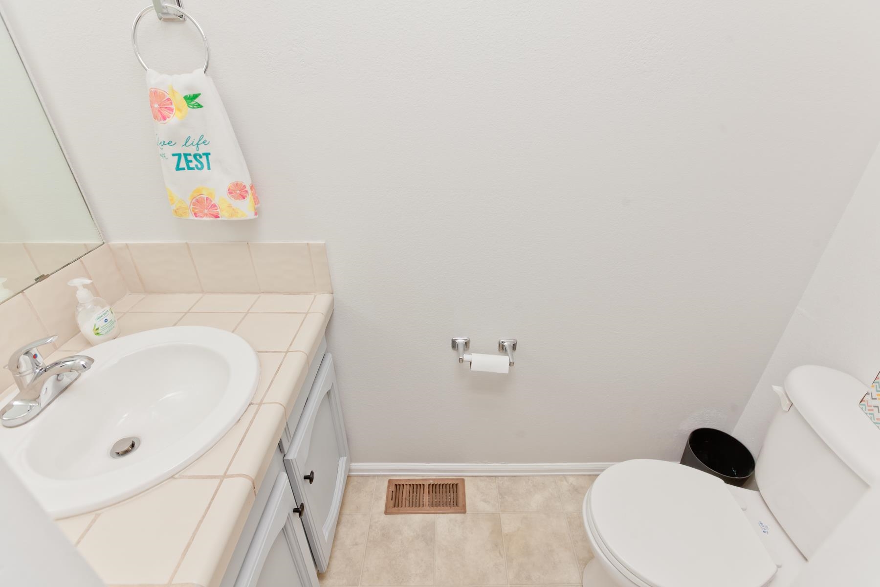 14 Chardonnay Court Property Photo 9