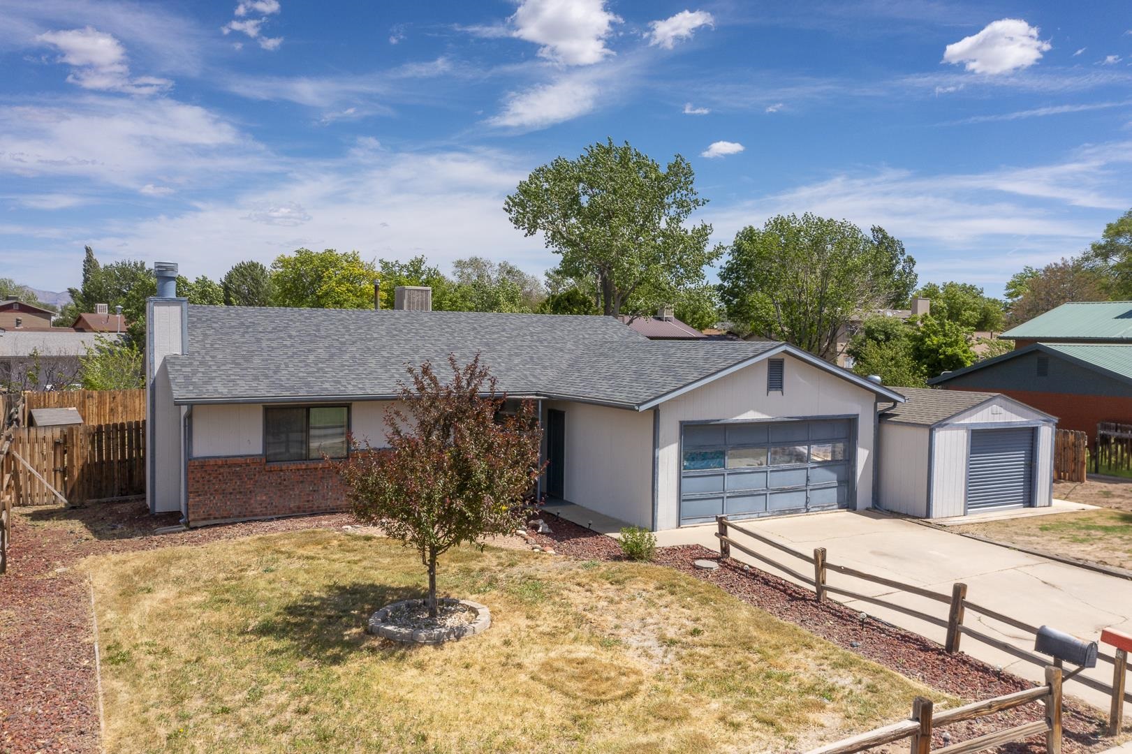 2828 Oxford Avenue Property Photo