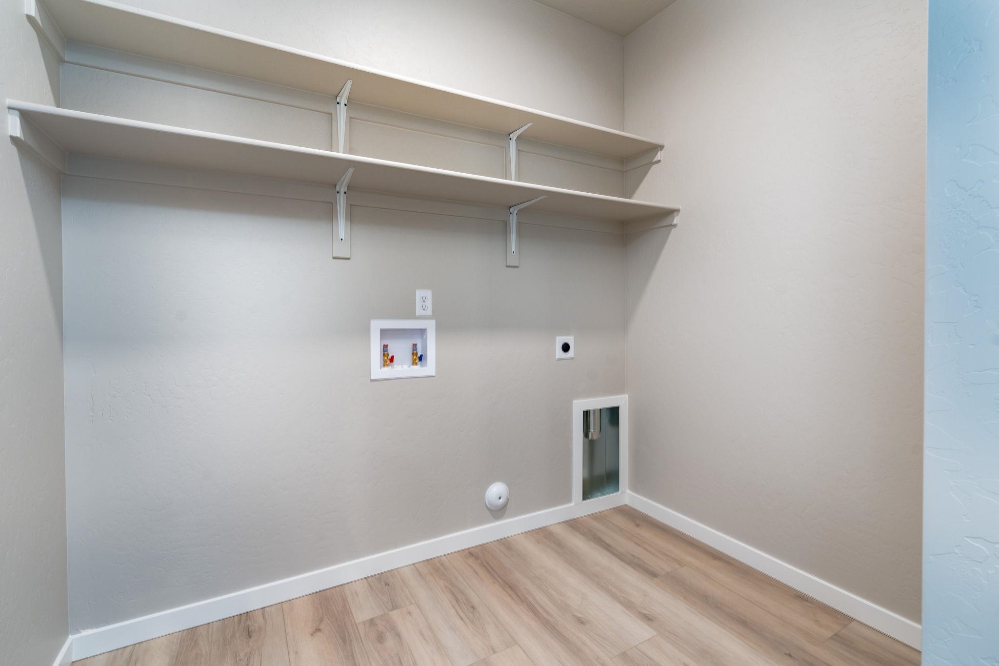 1750 Caliper Way Property Photo 10