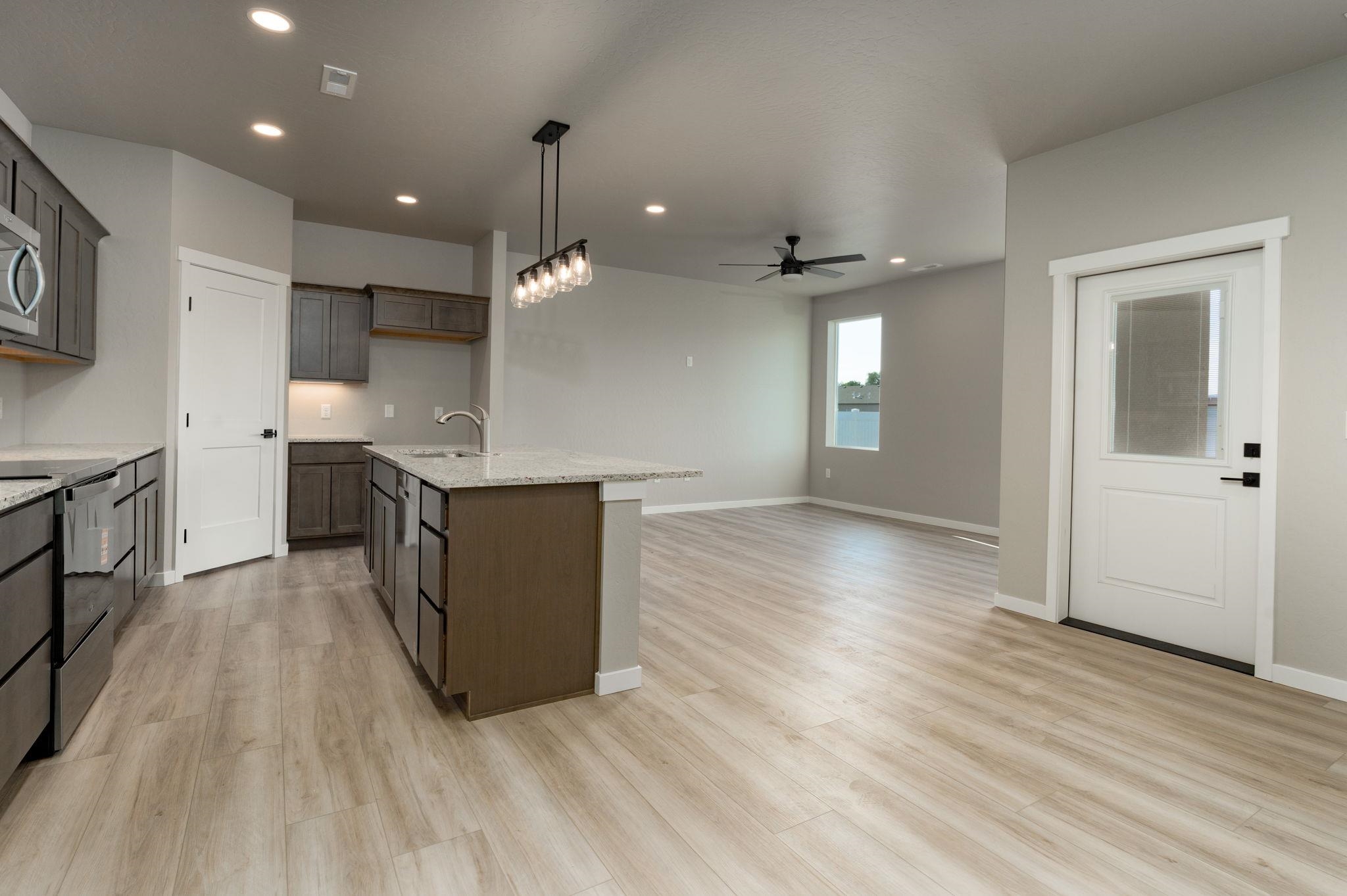 1750 Caliper Way Property Photo 14