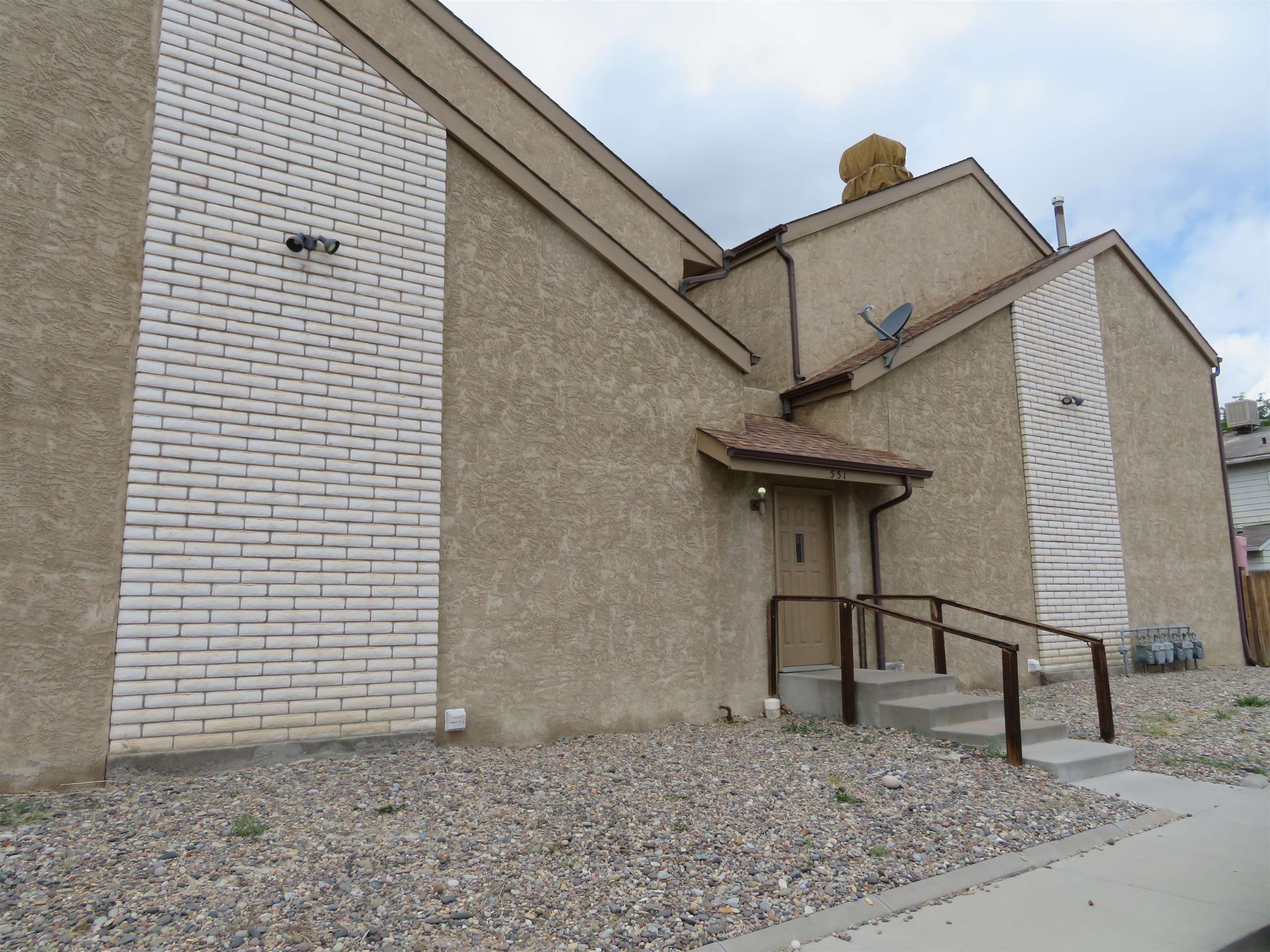 551 Garfield Drive Property Photo