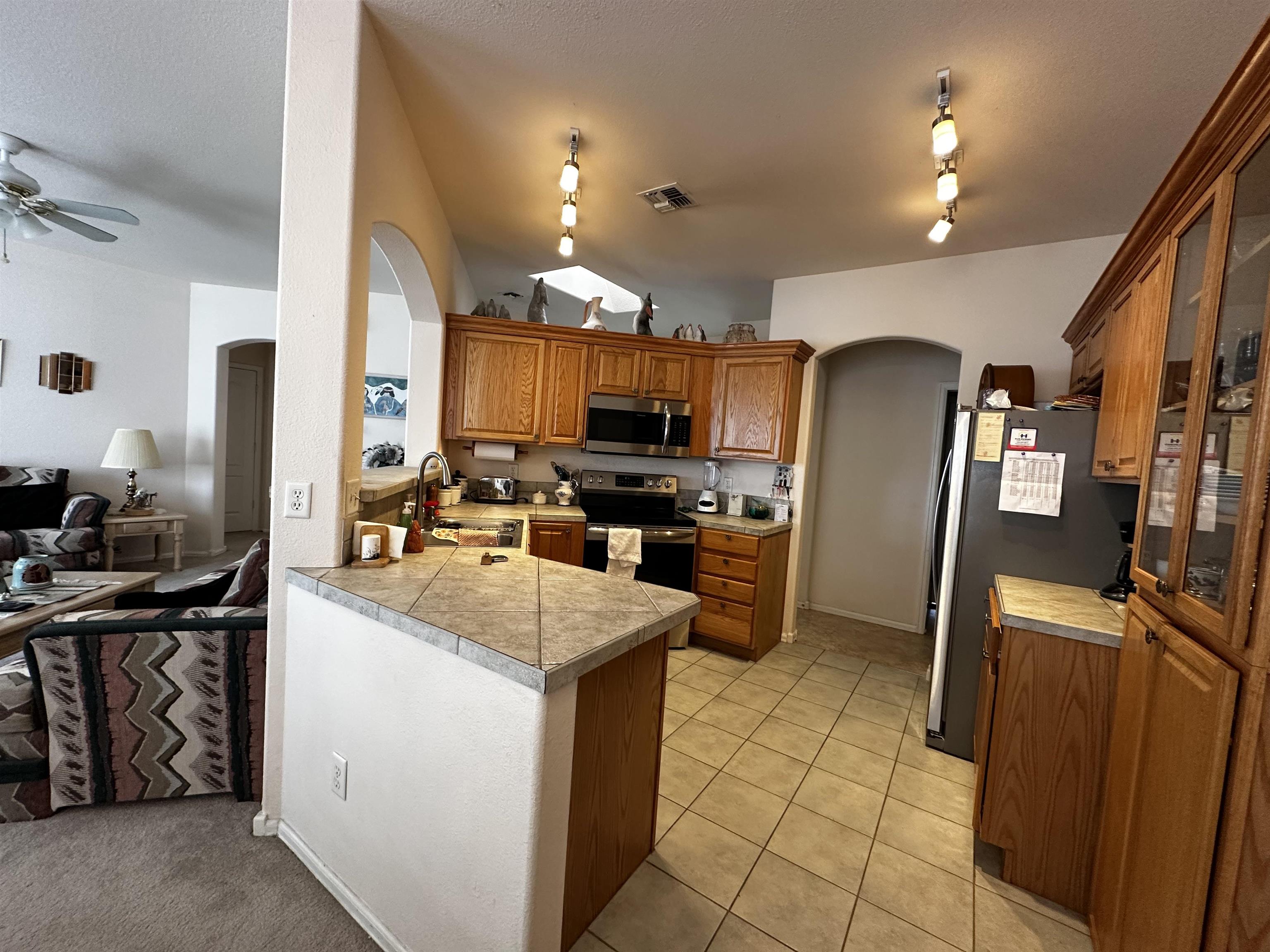 586 28 1/2 Road Property Photo 2