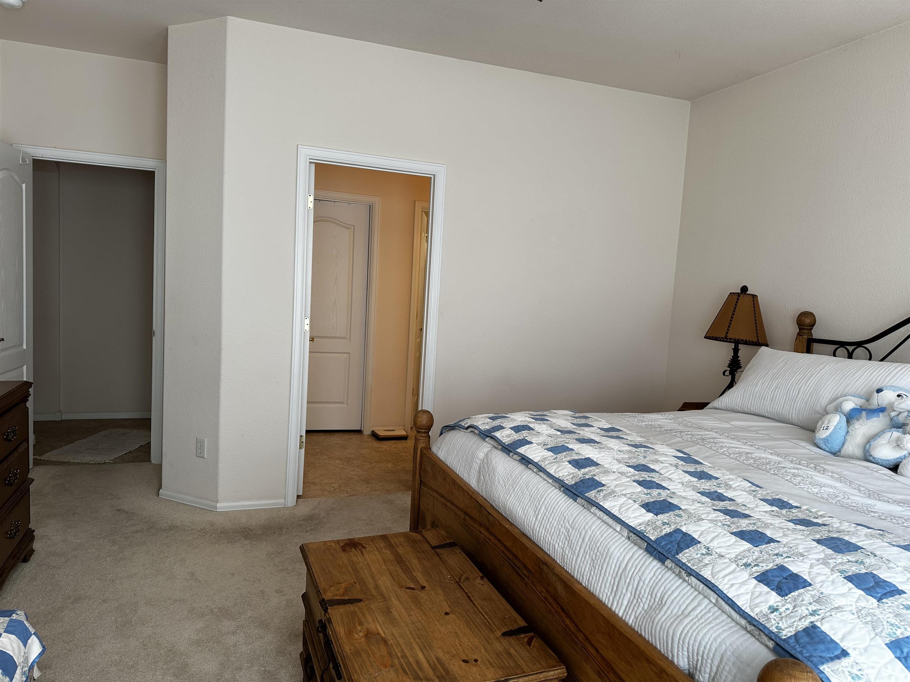 586 28 1/2 Road Property Photo 4