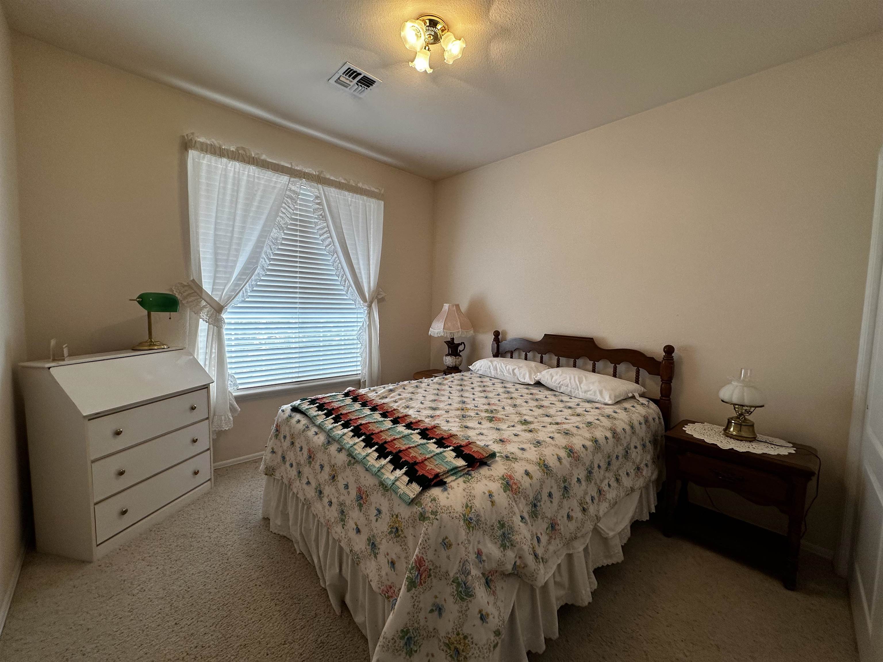 586 28 1/2 Road Property Photo 7