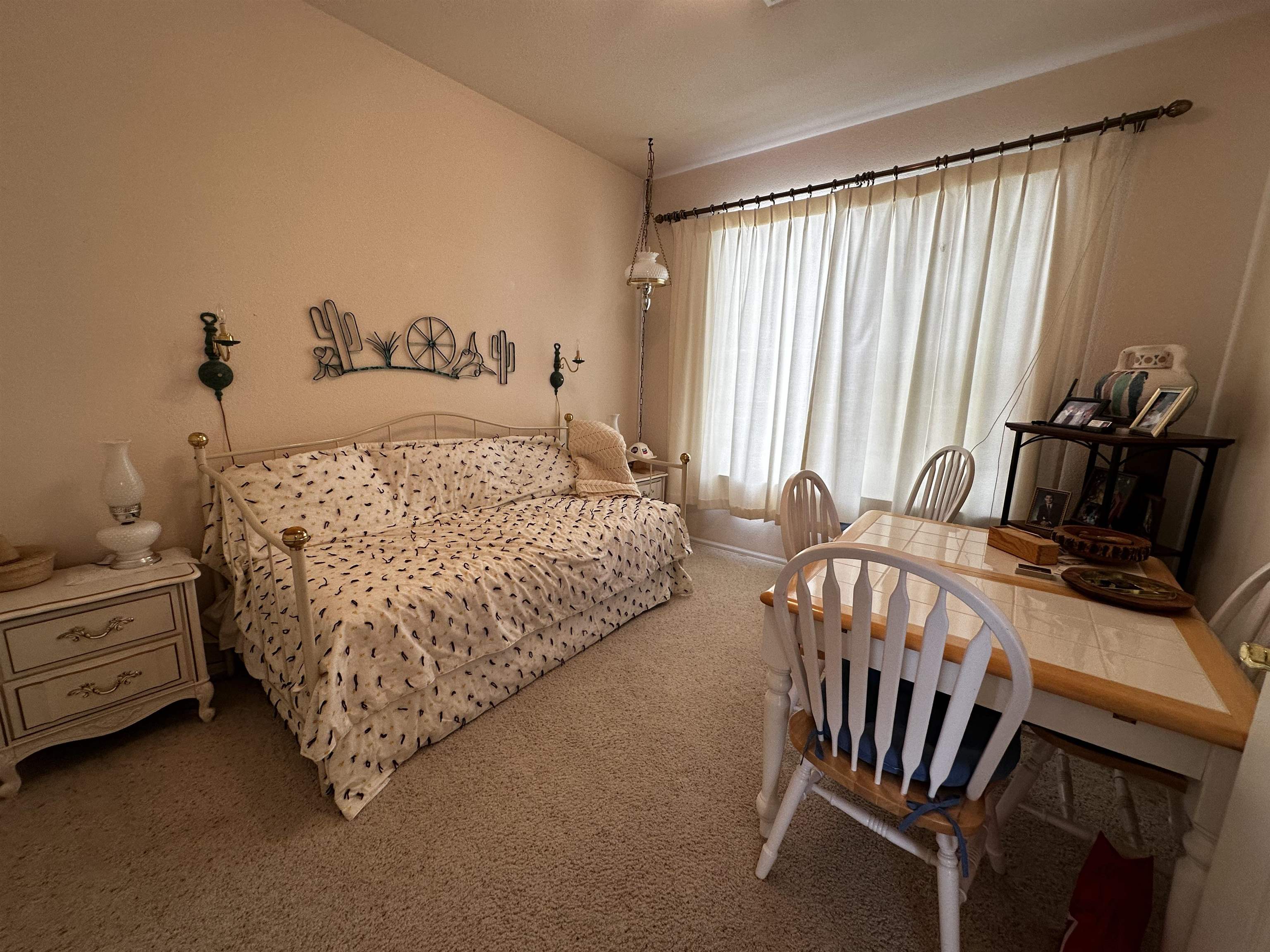 586 28 1/2 Road Property Photo 8