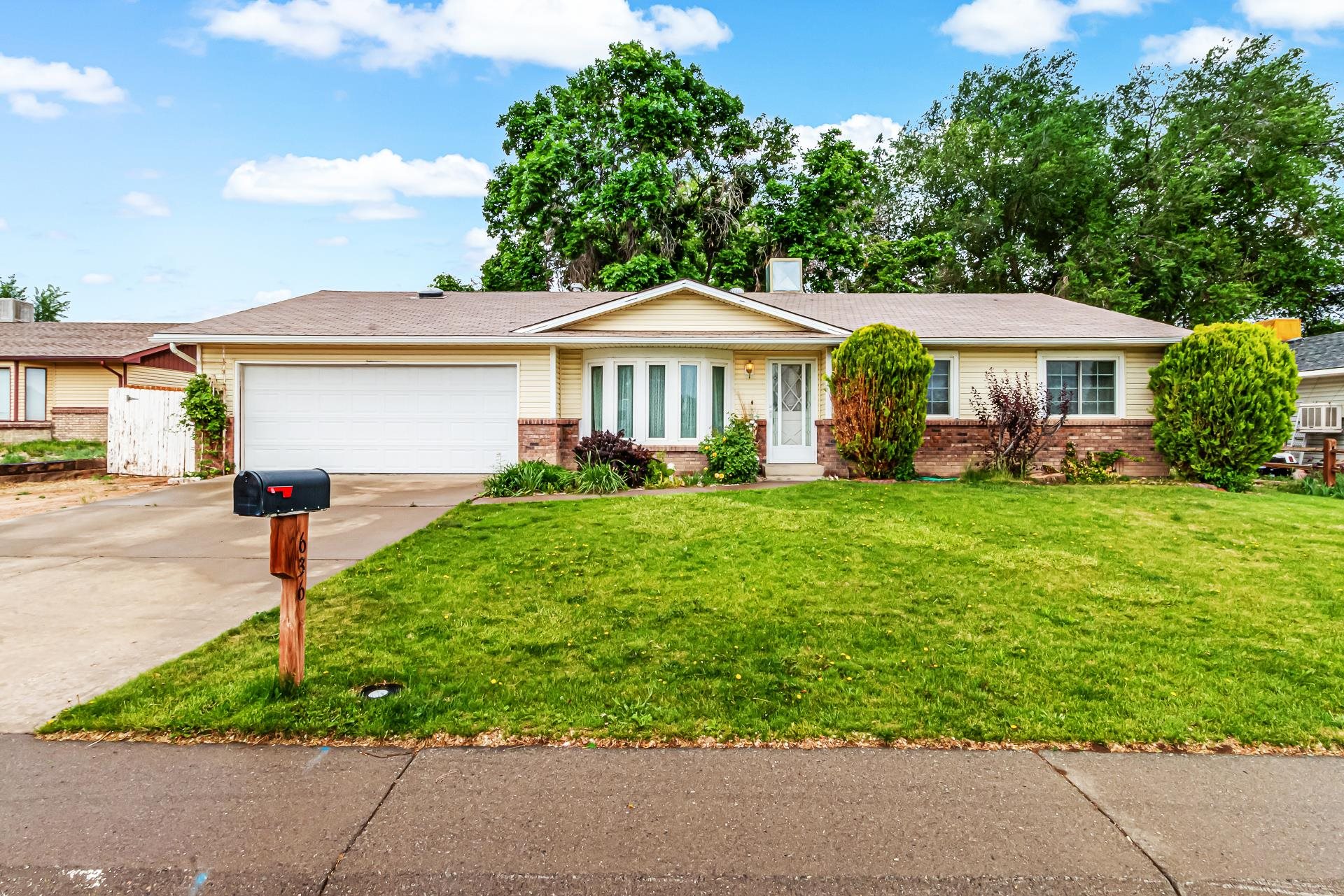 636 Broken Spoke Road Property Photo