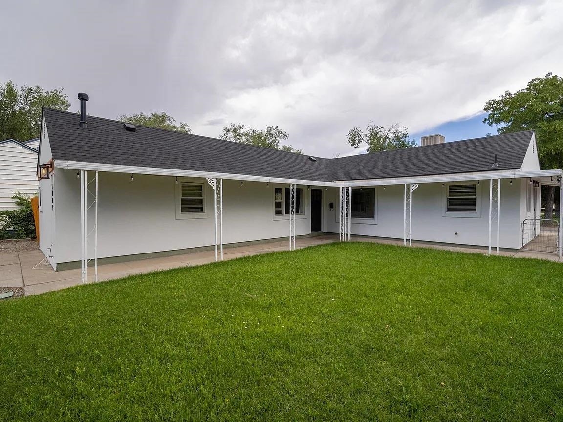 1749 N 15th Street Property Photo 1