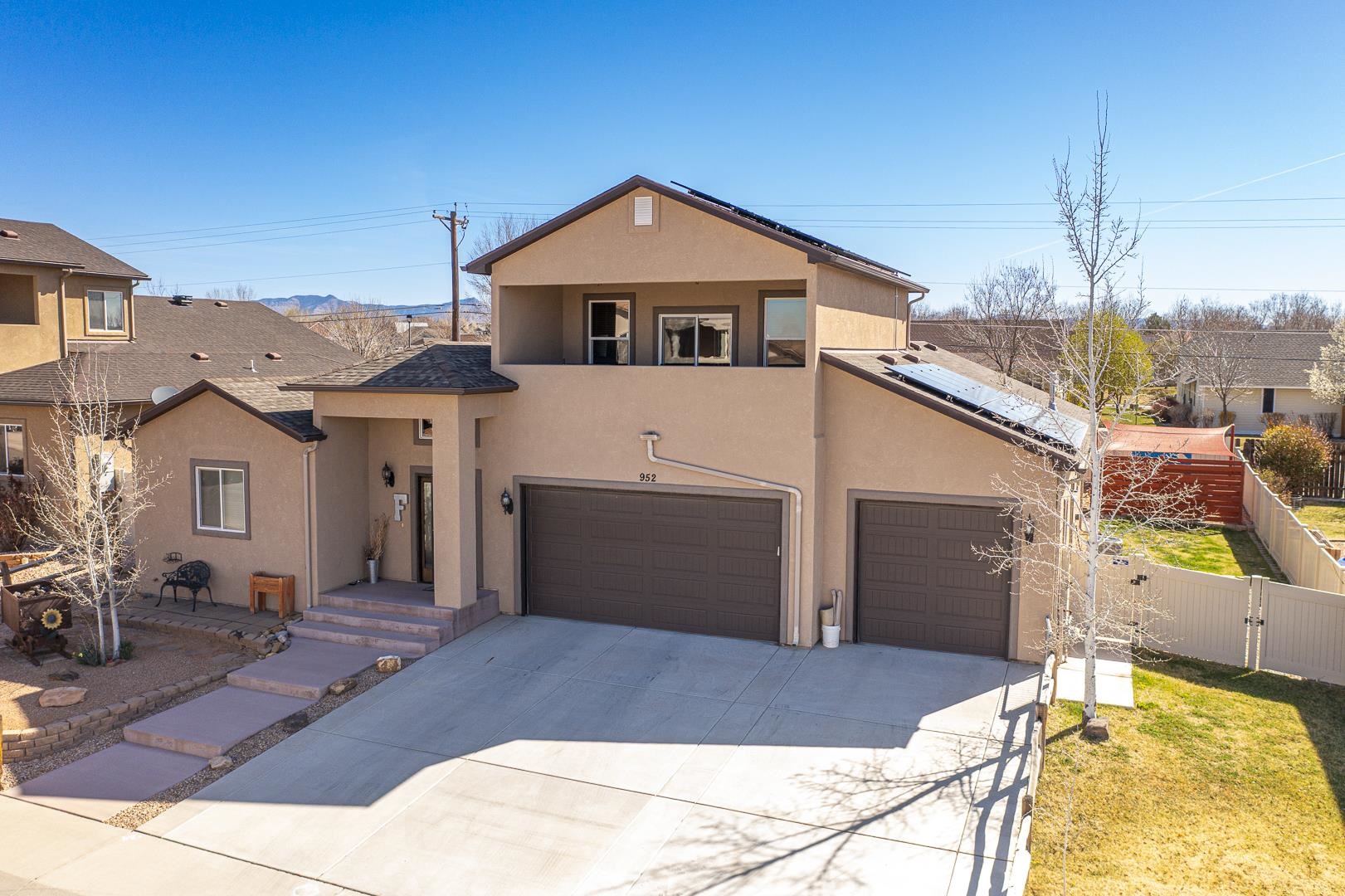 952 Echo Canyon Street Property Photo