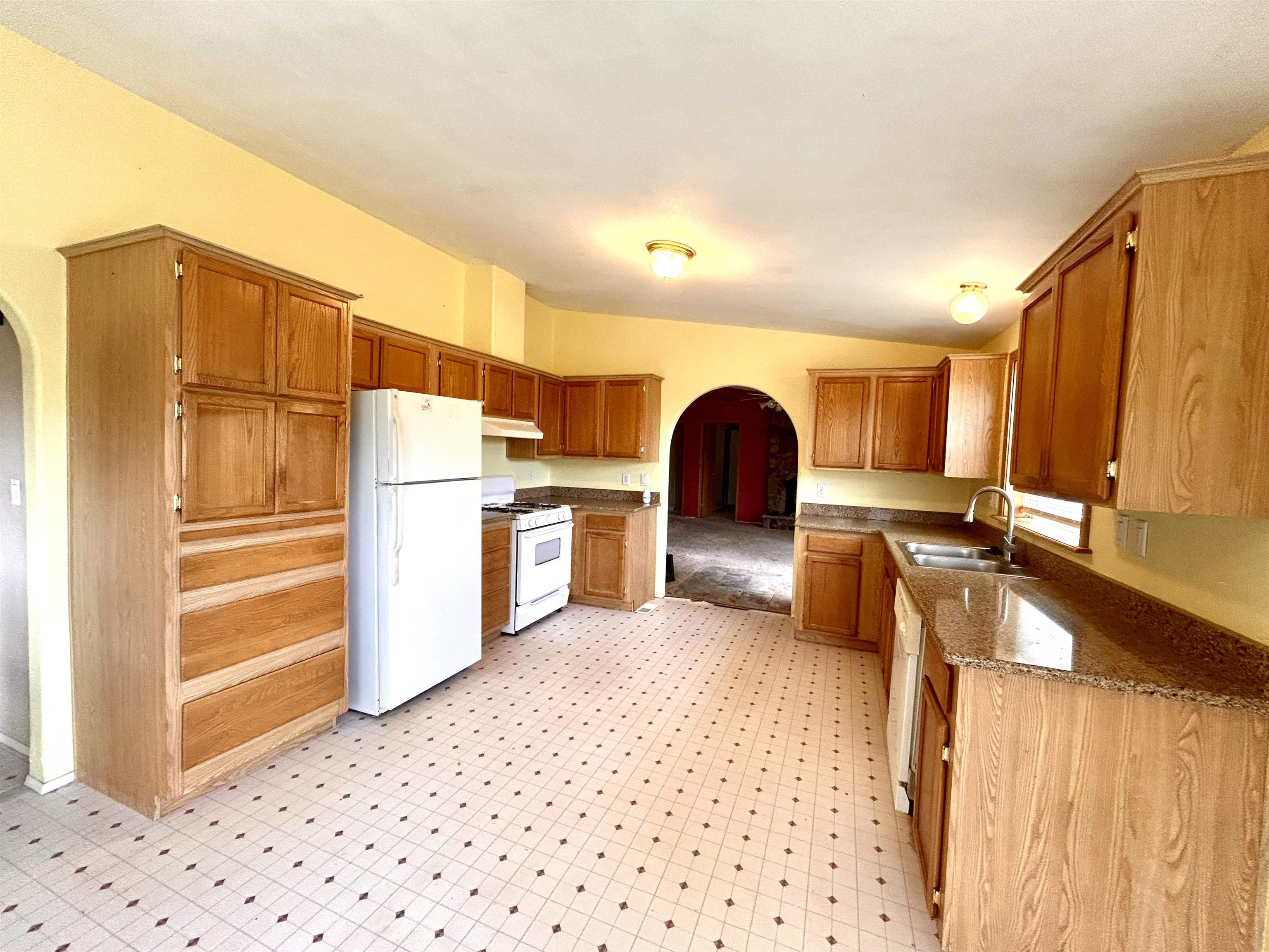 26689 Cedar Mesa Road Property Photo 4