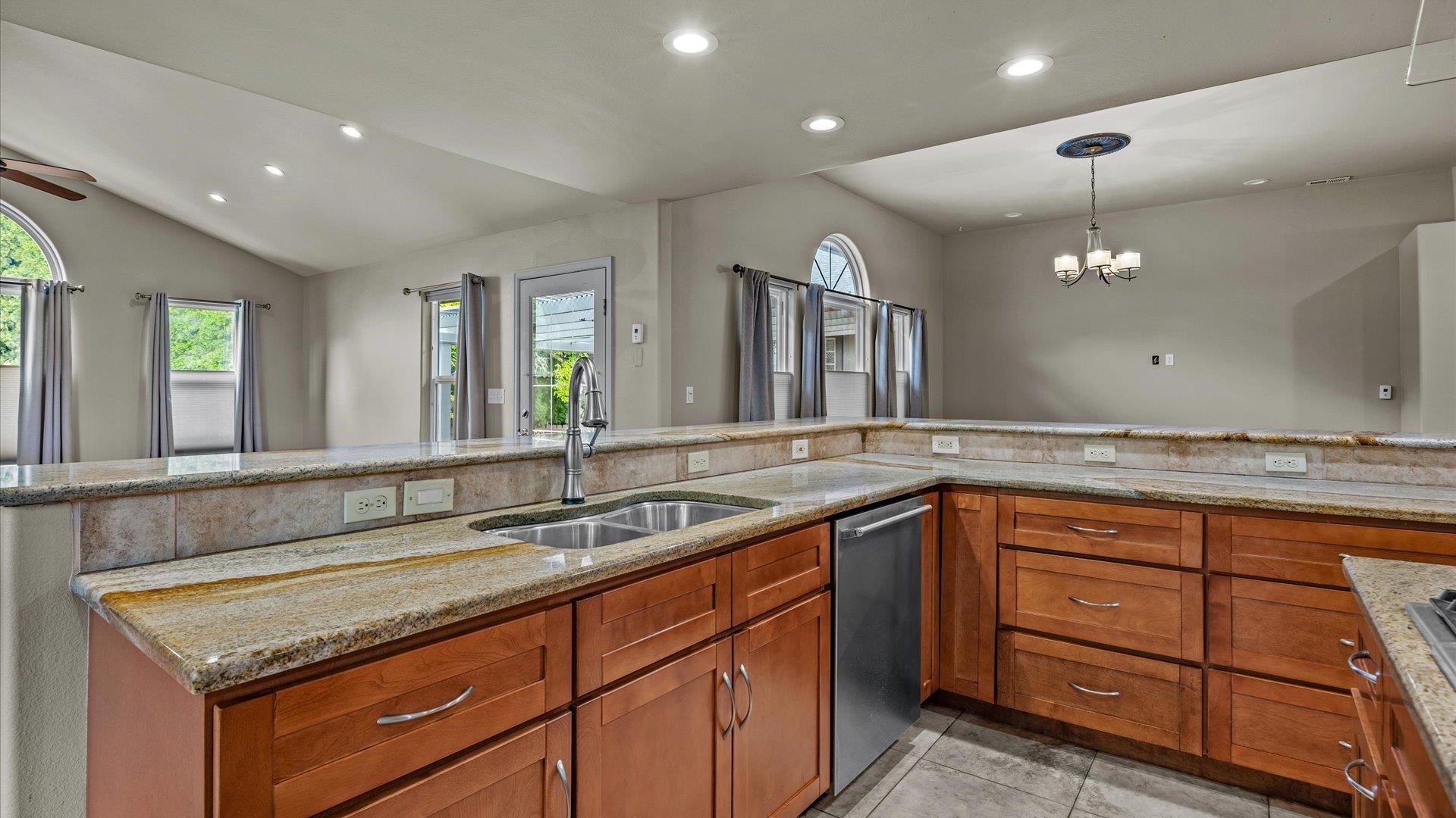 369 Canyon Court Property Photo 7