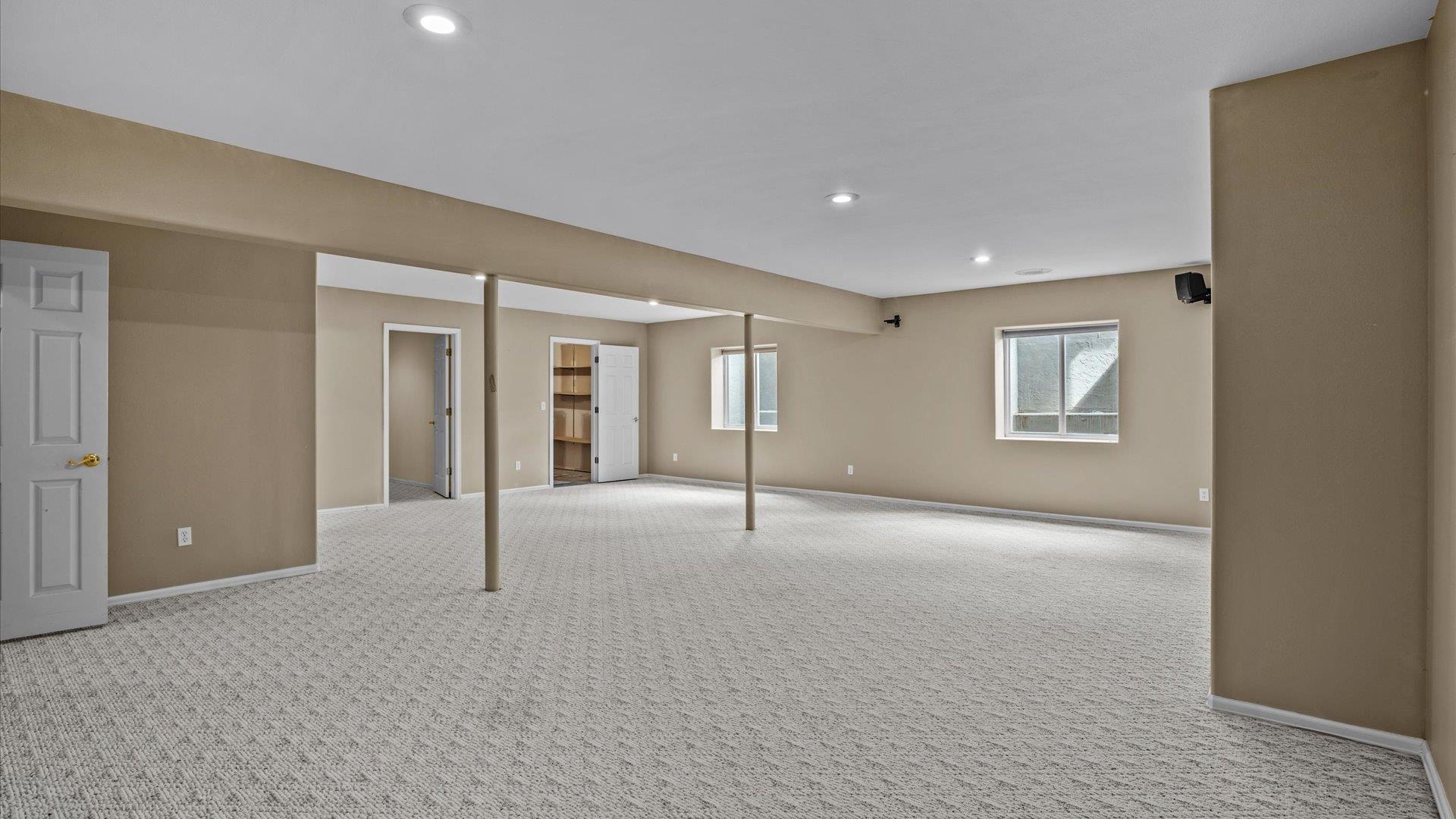 369 Canyon Court Property Photo 33