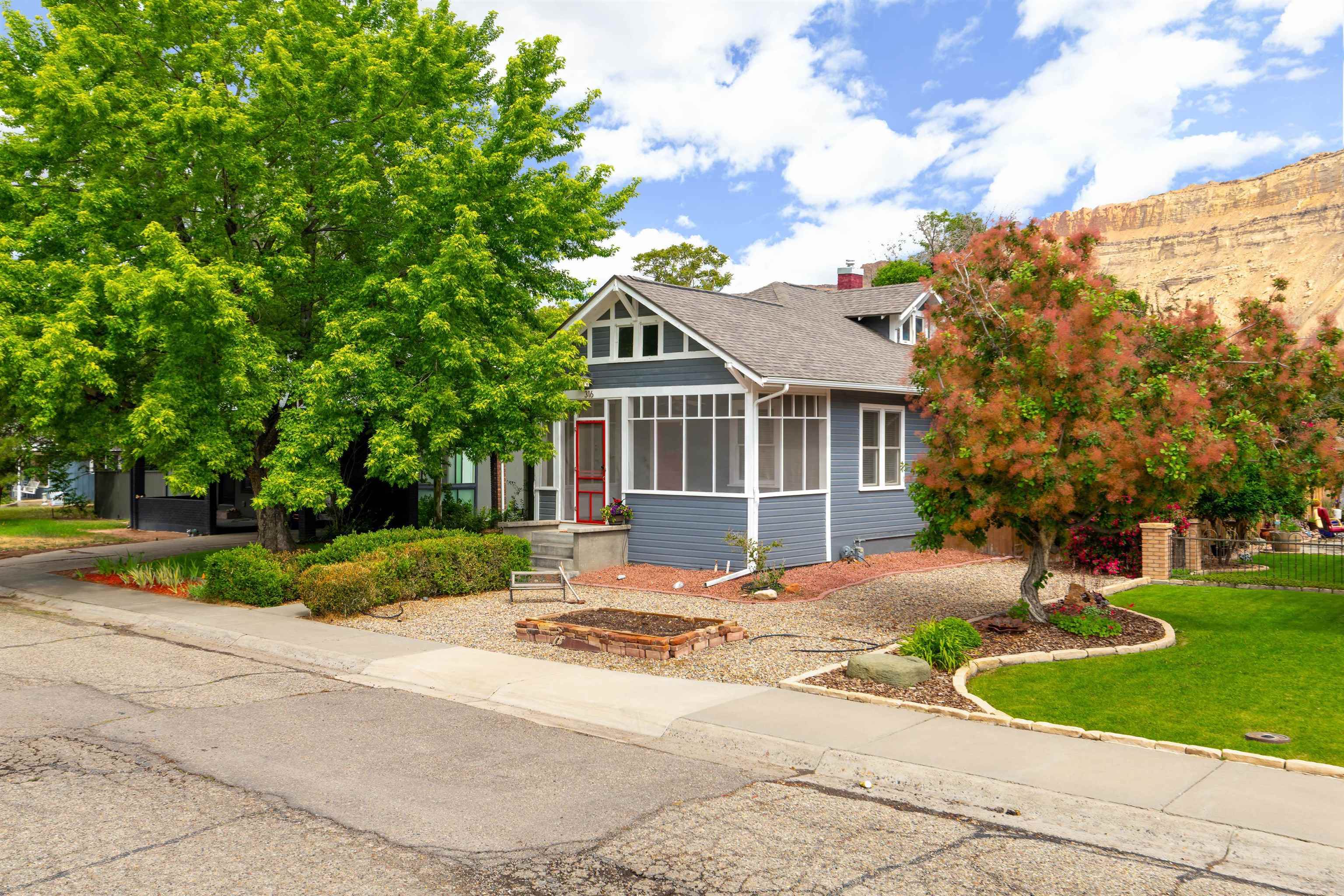 316 W 5th Street Property Photo