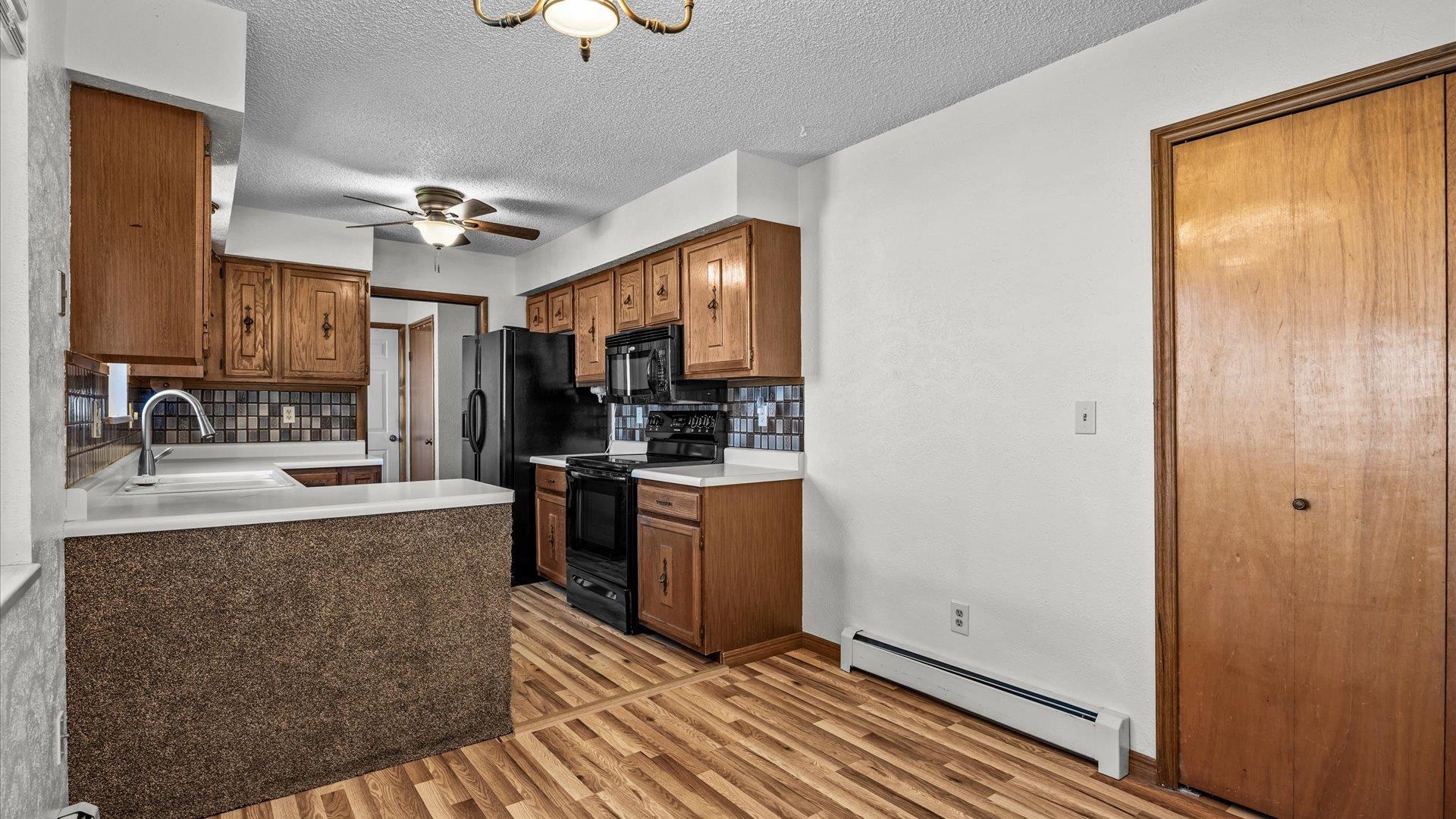 2902 Plymouth Road Property Photo 8