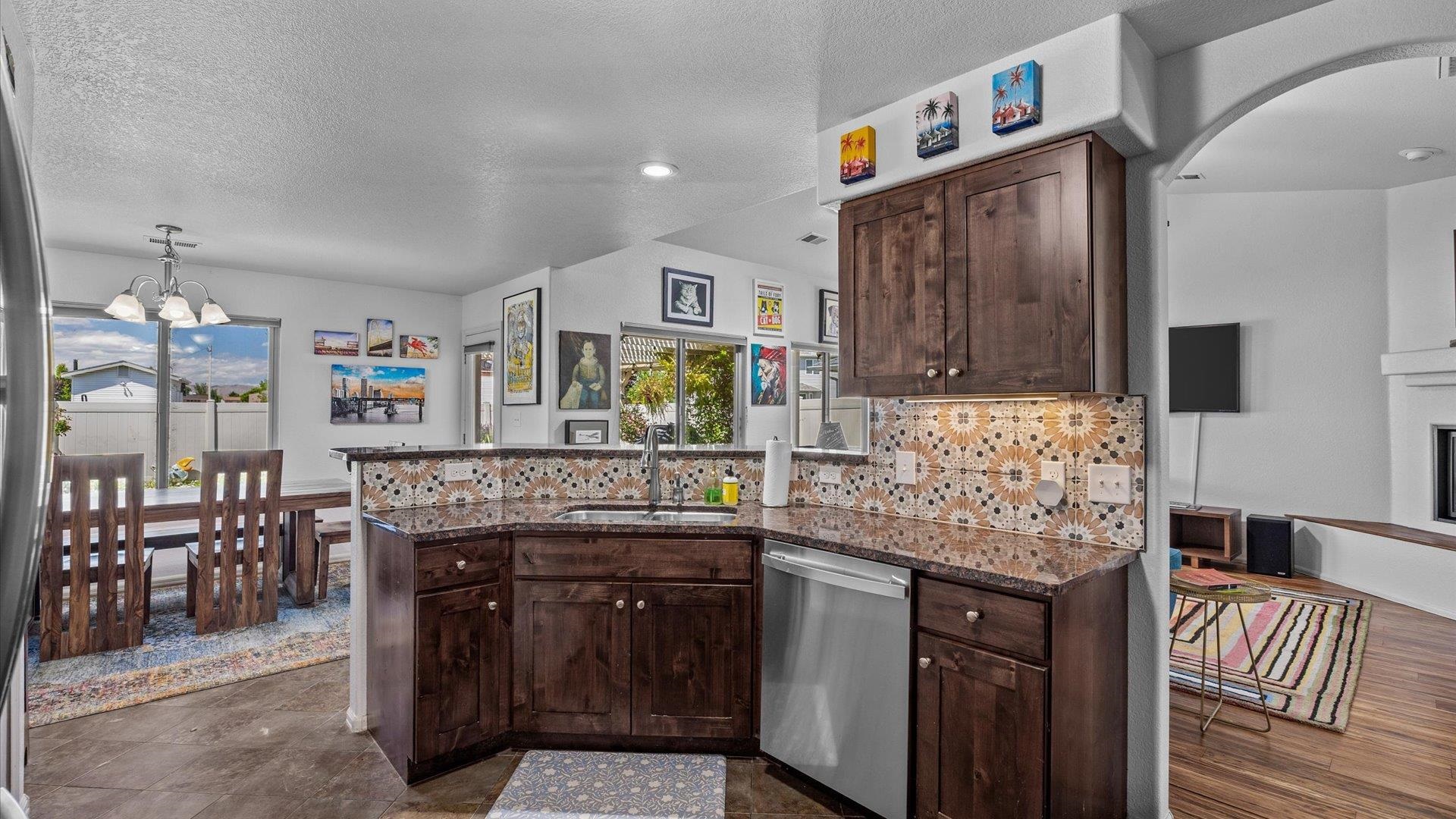 1397 Windsor Park Drive Property Photo 11