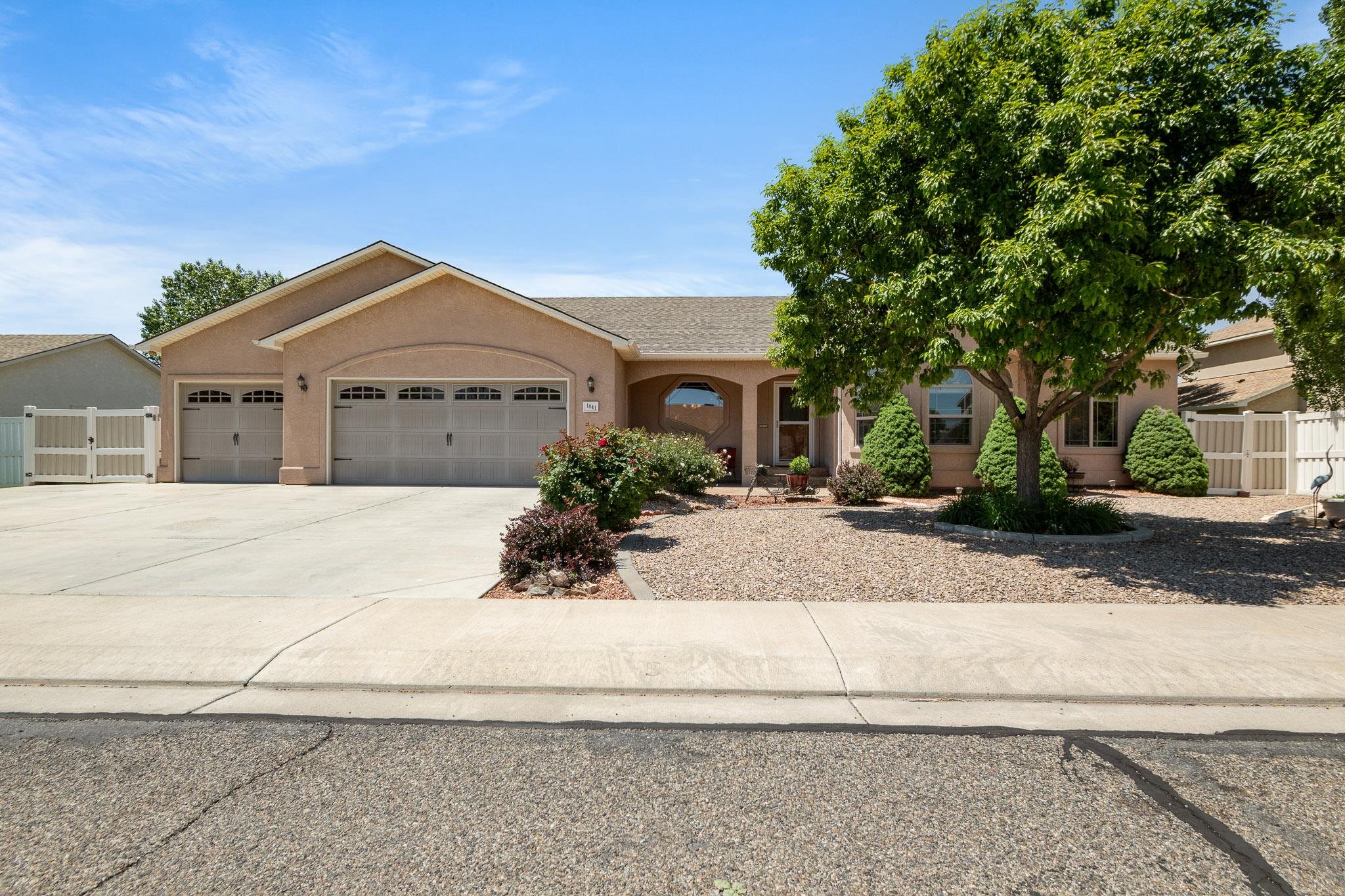 1041 Wildwood Drive Property Photo 1