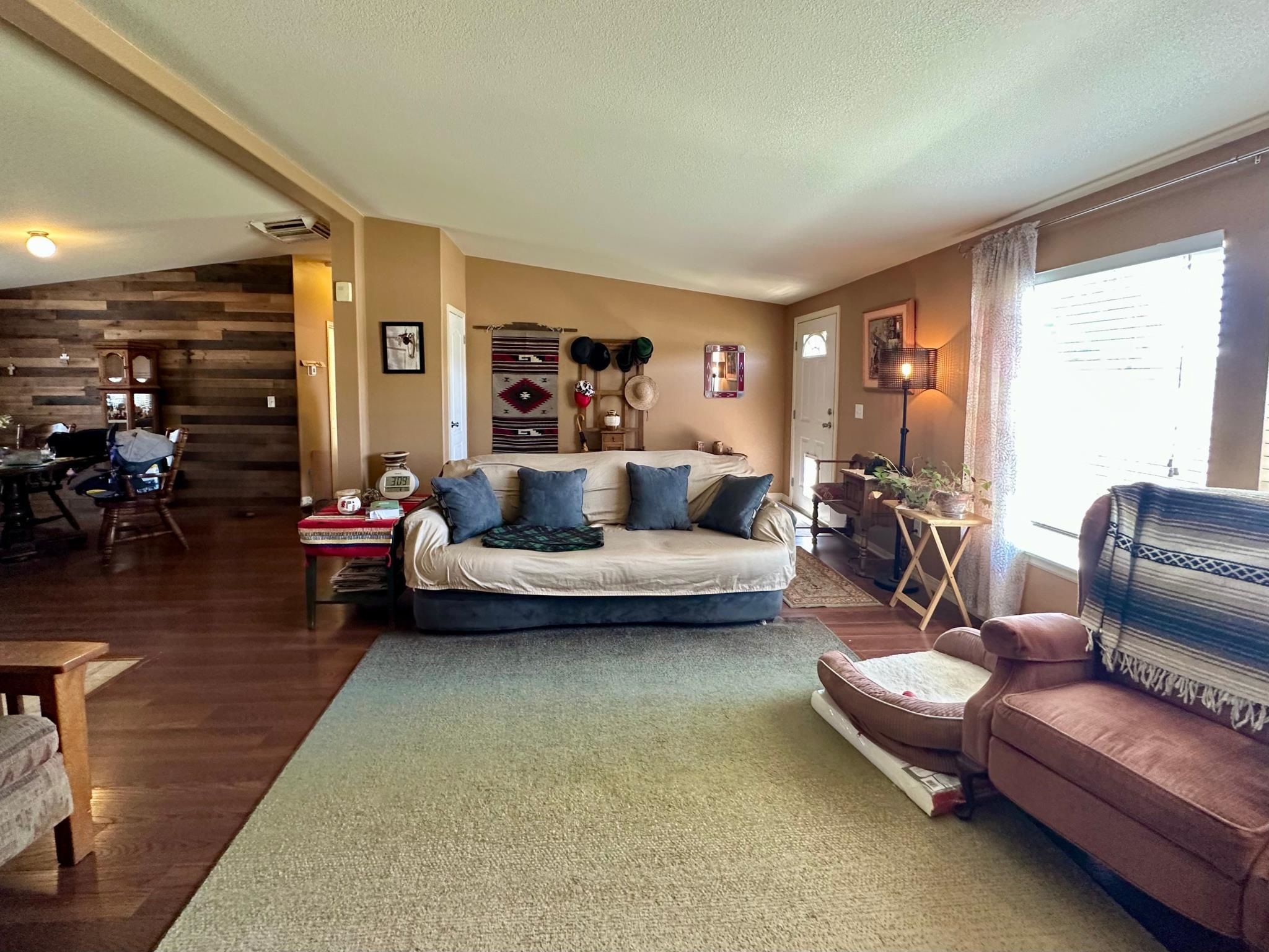 1510 Clarkton Street Property Photo 4