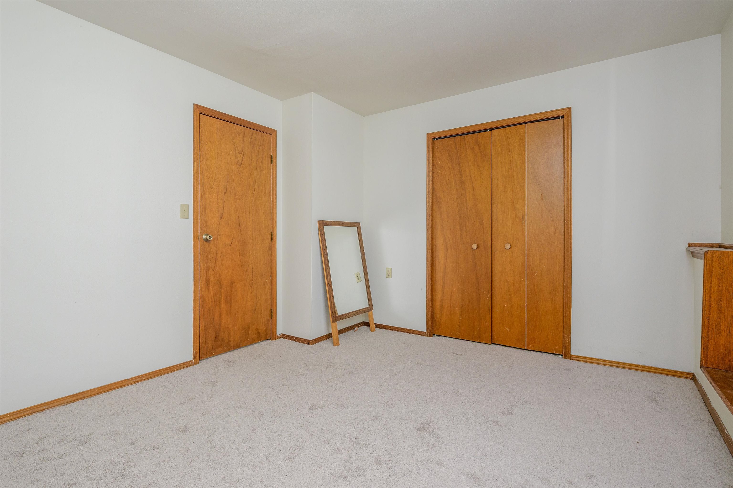 384 Explorer Court Property Photo 20