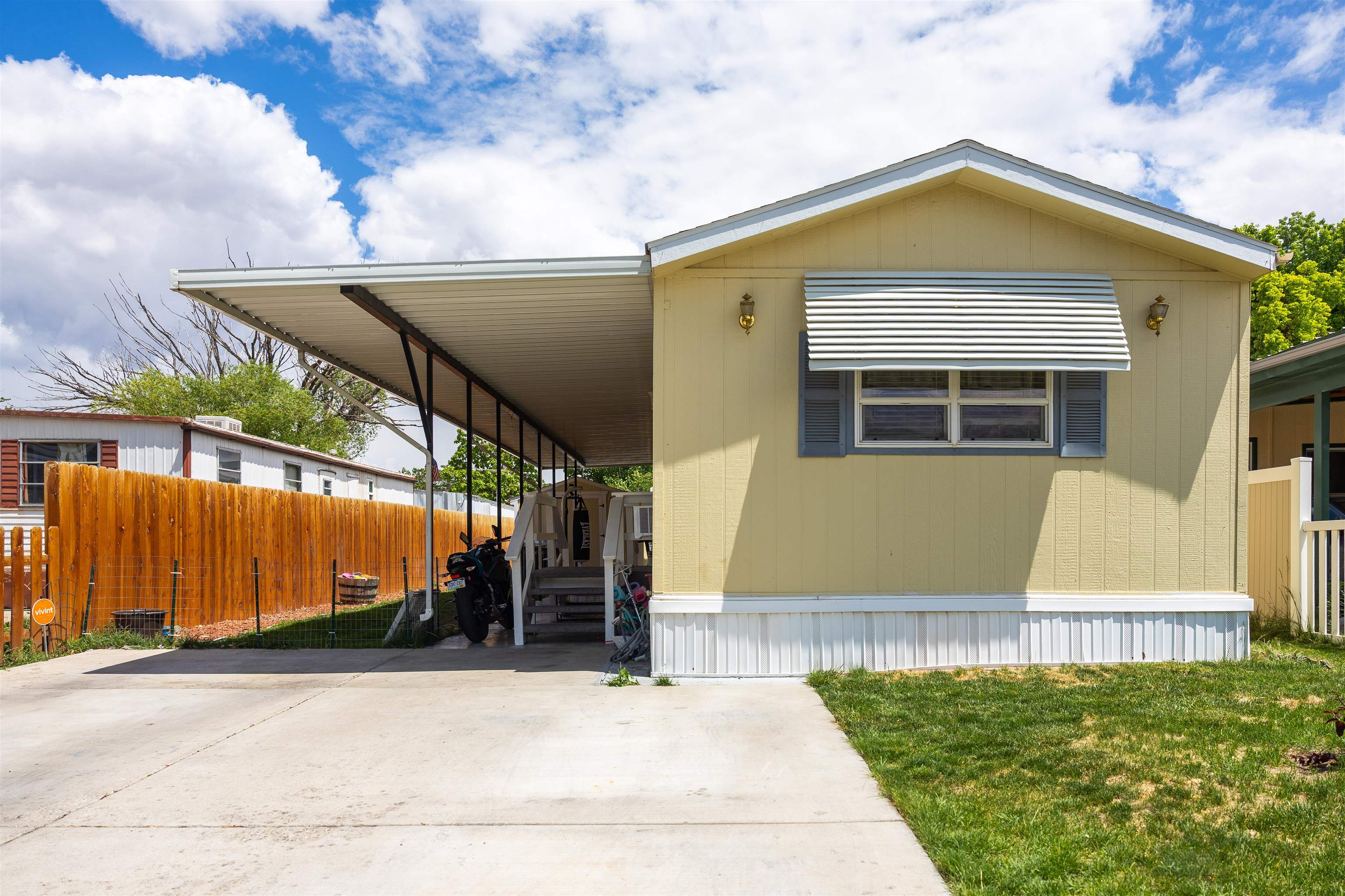 544 28 1/2 Road Property Photo 1