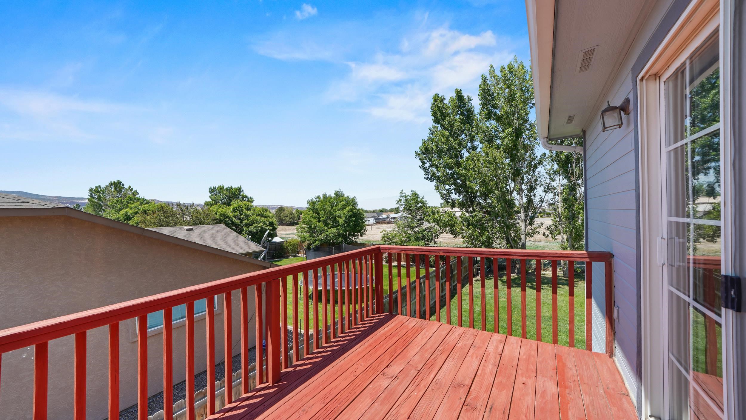 990 Kaley Street Property Photo 17