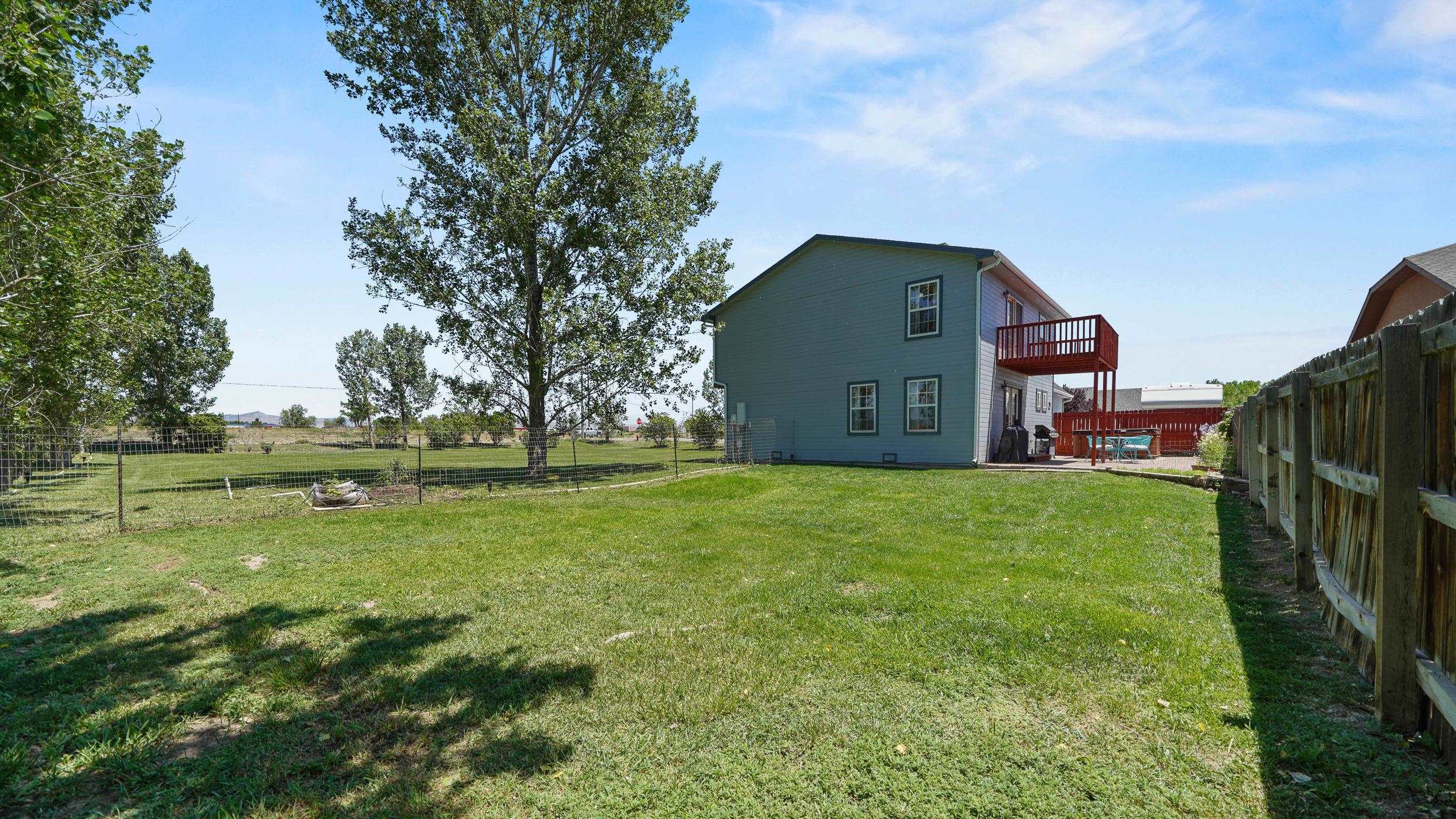 990 Kaley Street Property Photo 25